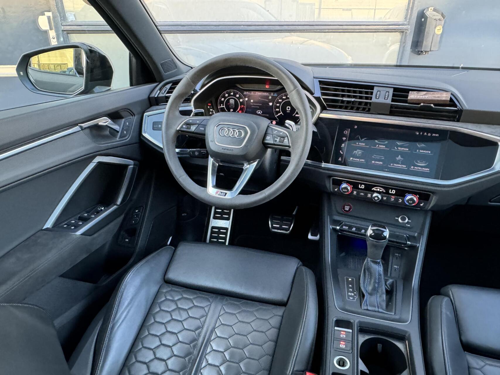 Foto van Audi RS Q3 Sportback