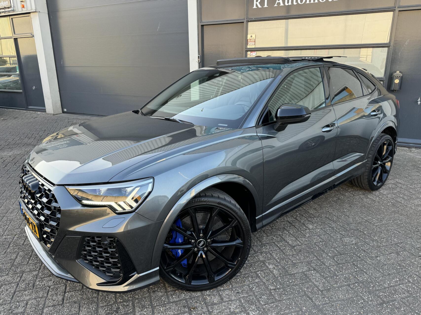 Foto van Audi RS Q3 Sportback