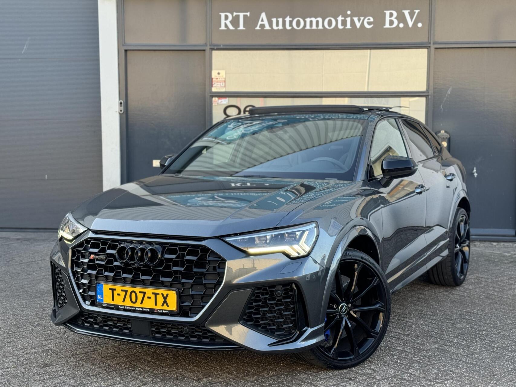 Audi RS Q3 Sportback RSQ3 2.5 TFSI Pano / Keramisch  / RS Seats / 360 2021 - voorkant