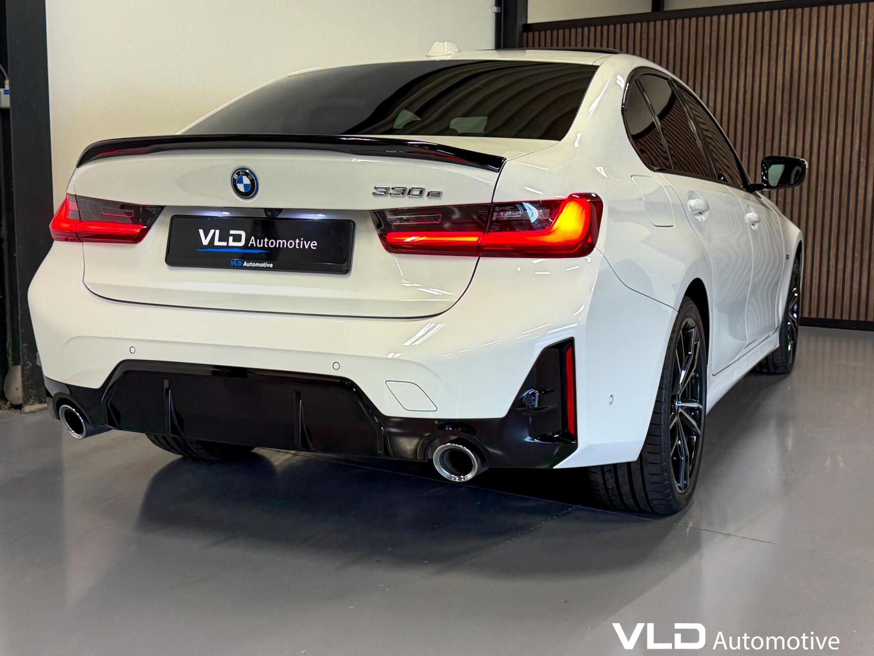 Foto van BMW 330e