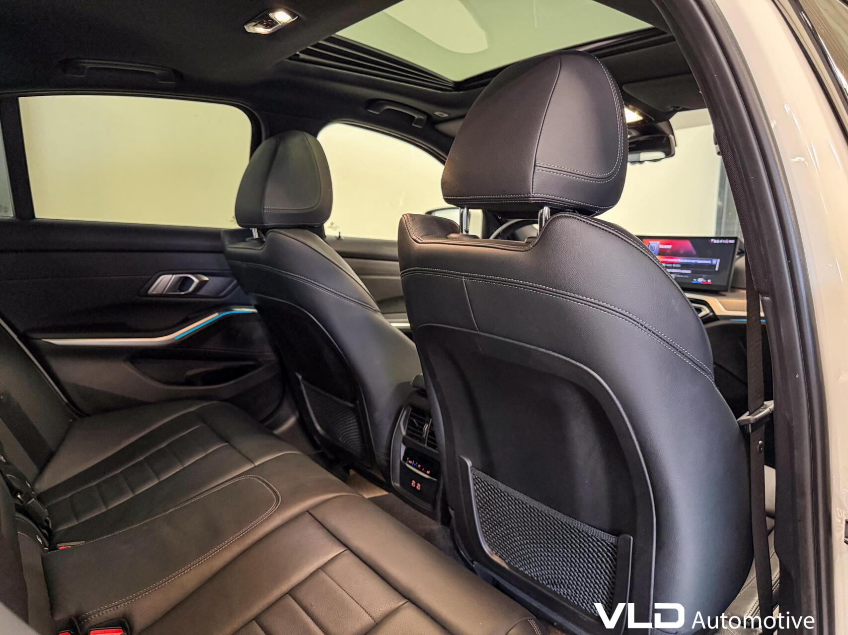 Foto van BMW 330e