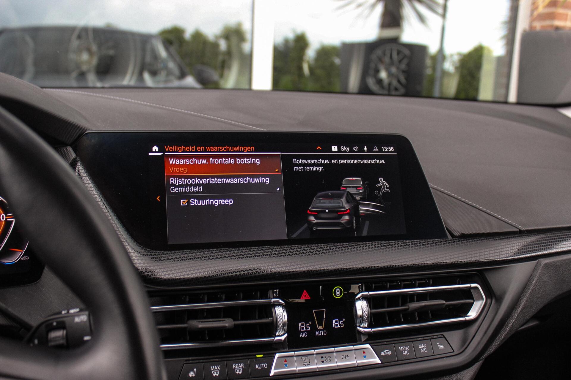 Foto van BMW 118i