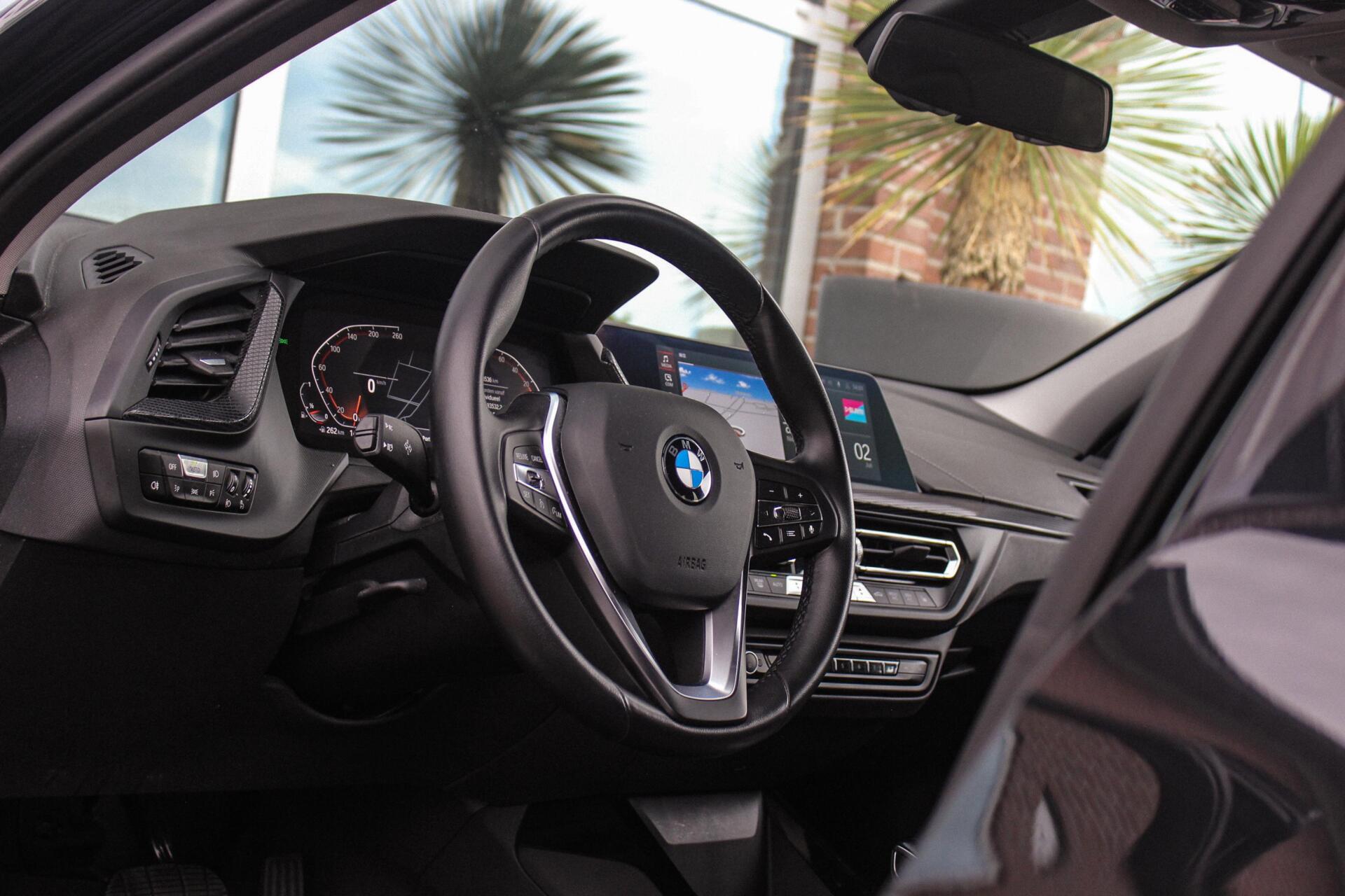 Foto van BMW 118i