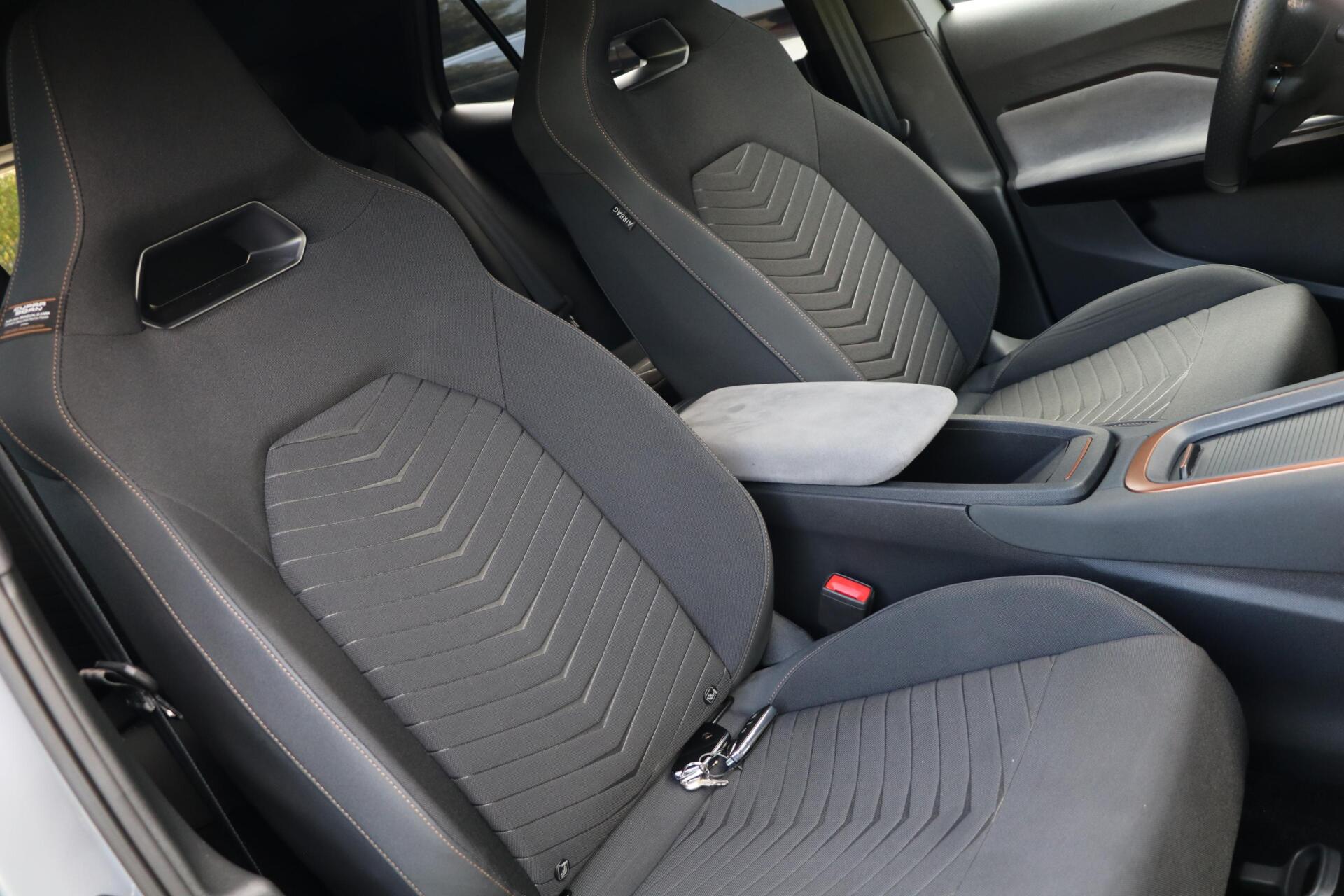 Foto van Cupra Born 170 KW 77/82 KWH