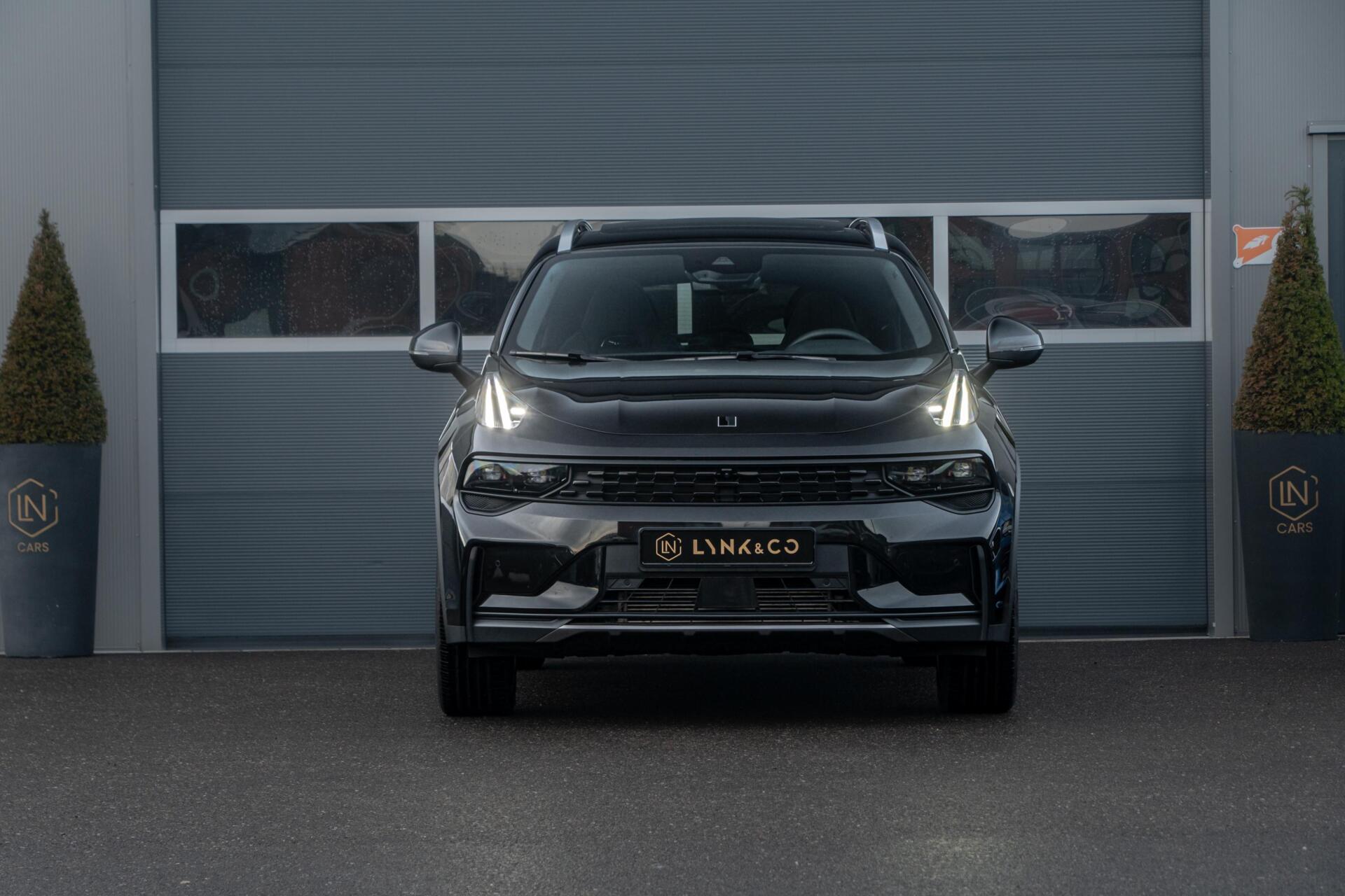 Foto van Lynk&co LYNK & Co 01