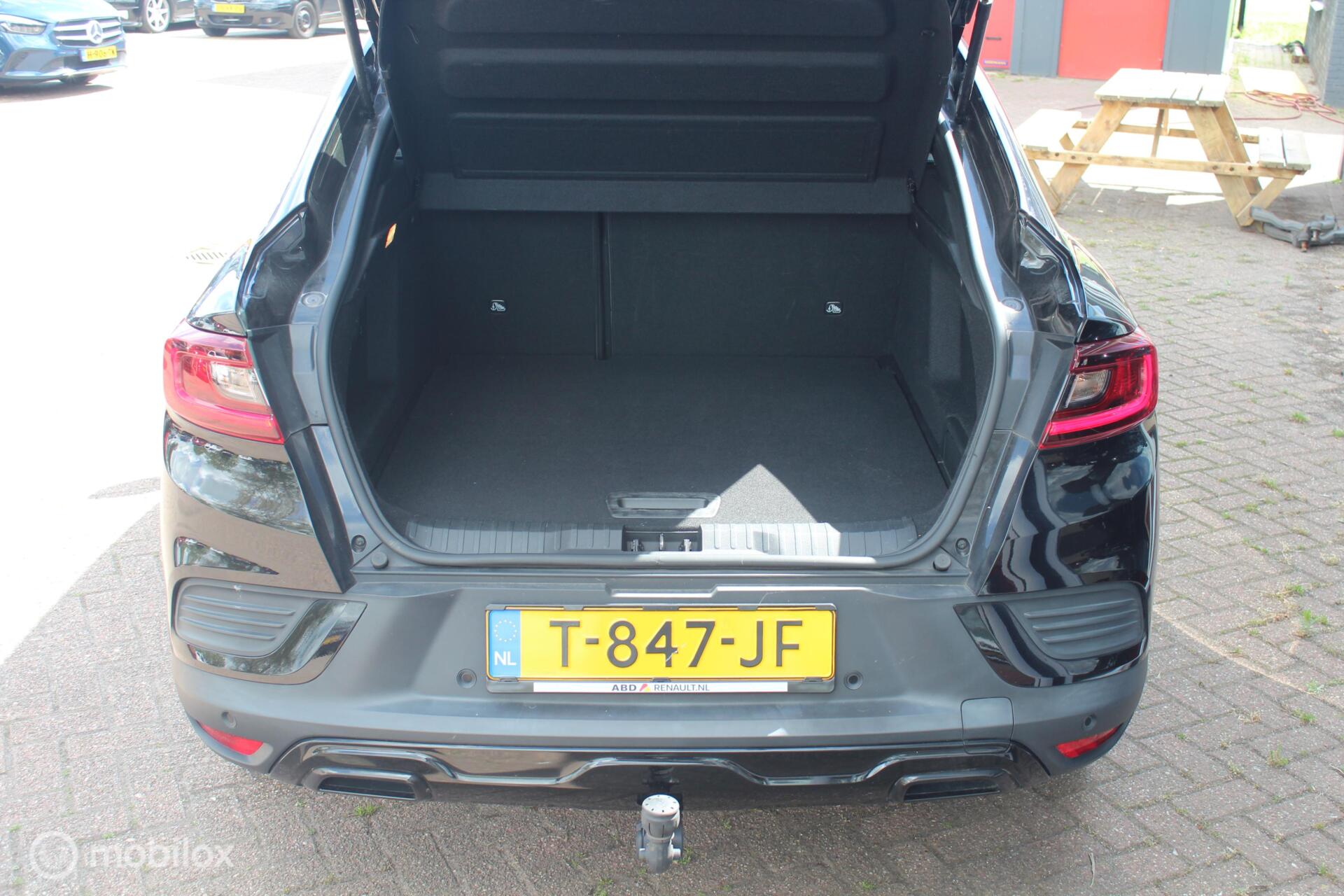 Foto van Renault Arkana E-tech