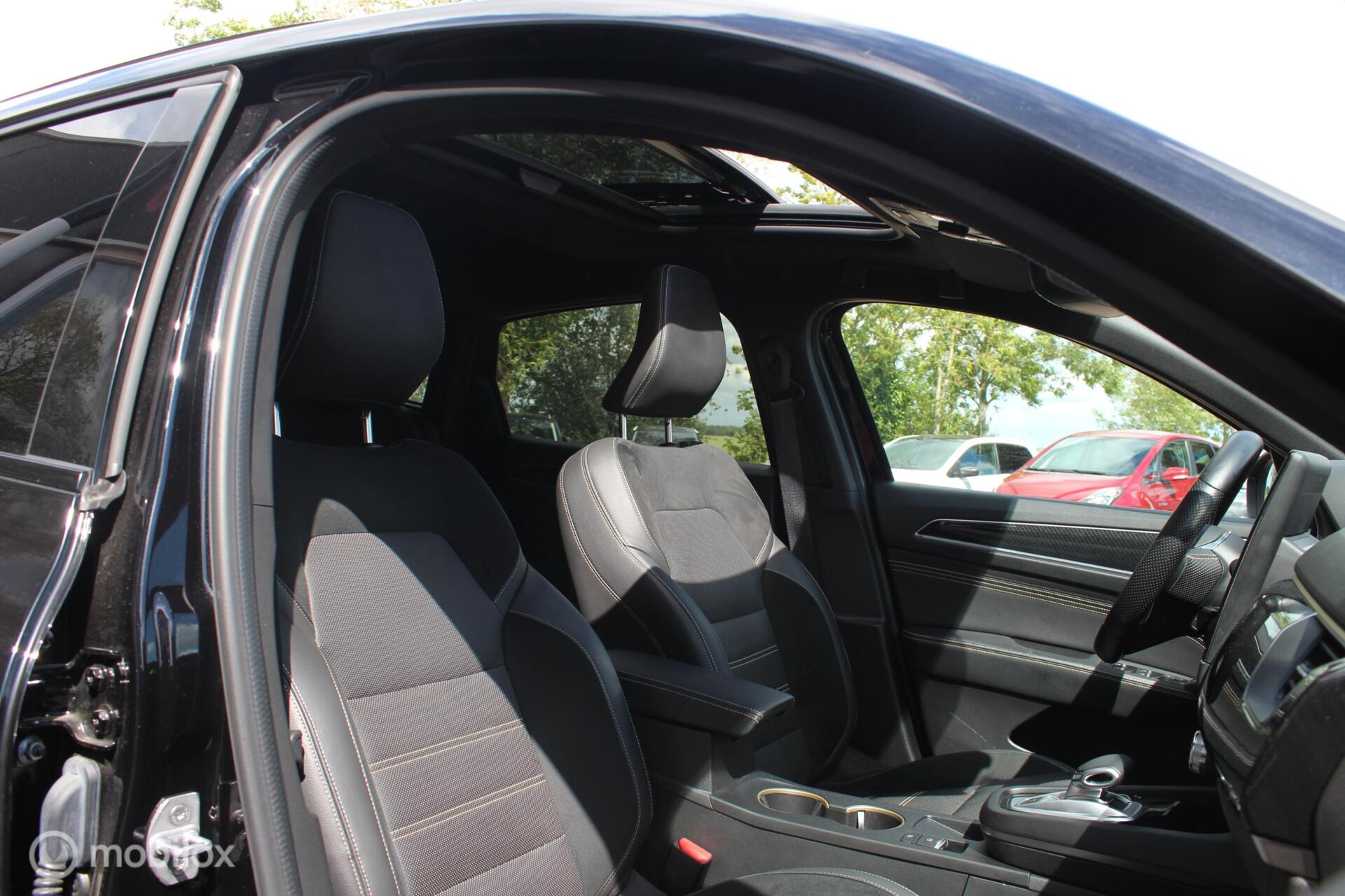 Foto van Renault Arkana E-tech