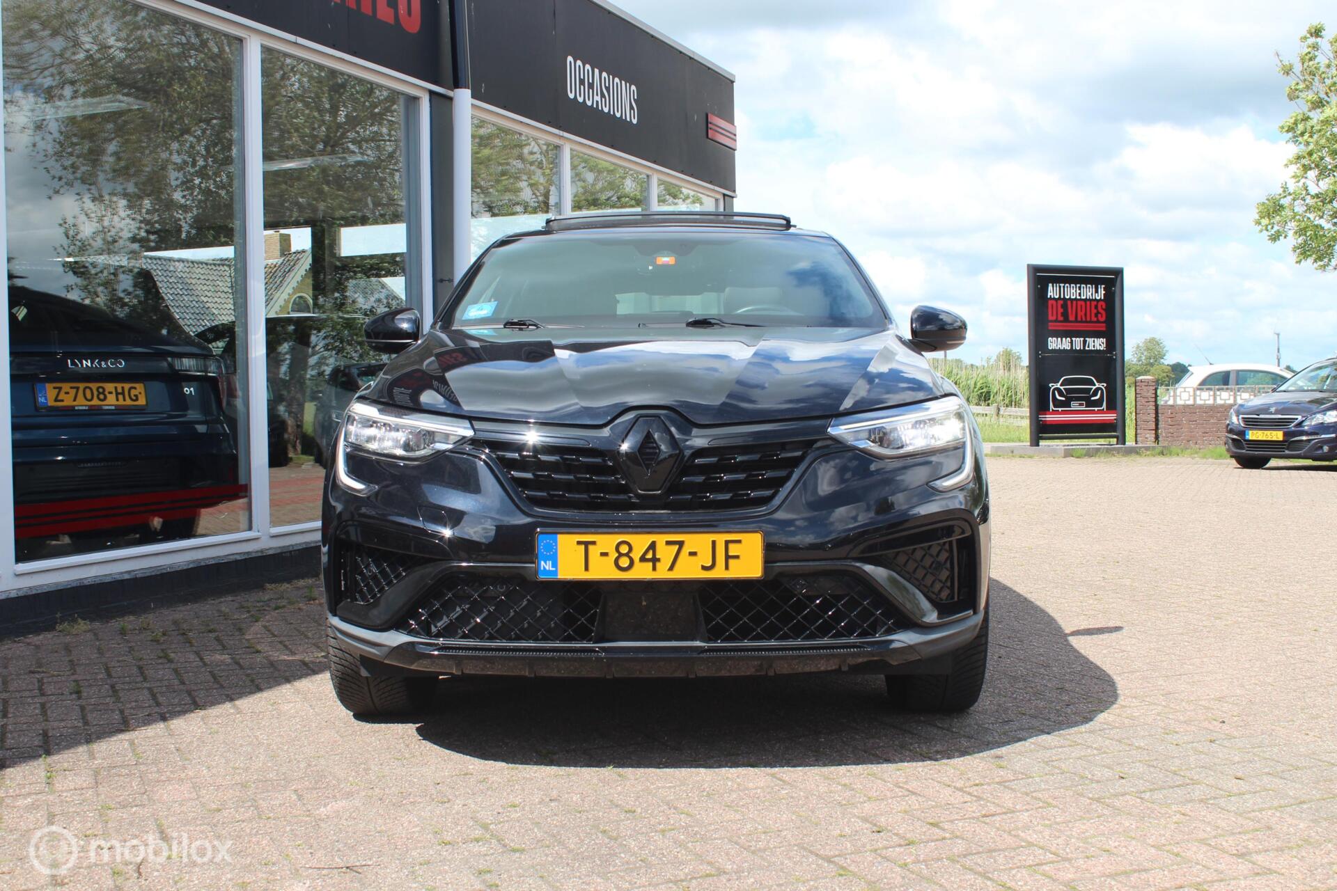 Foto van Renault Arkana E-tech