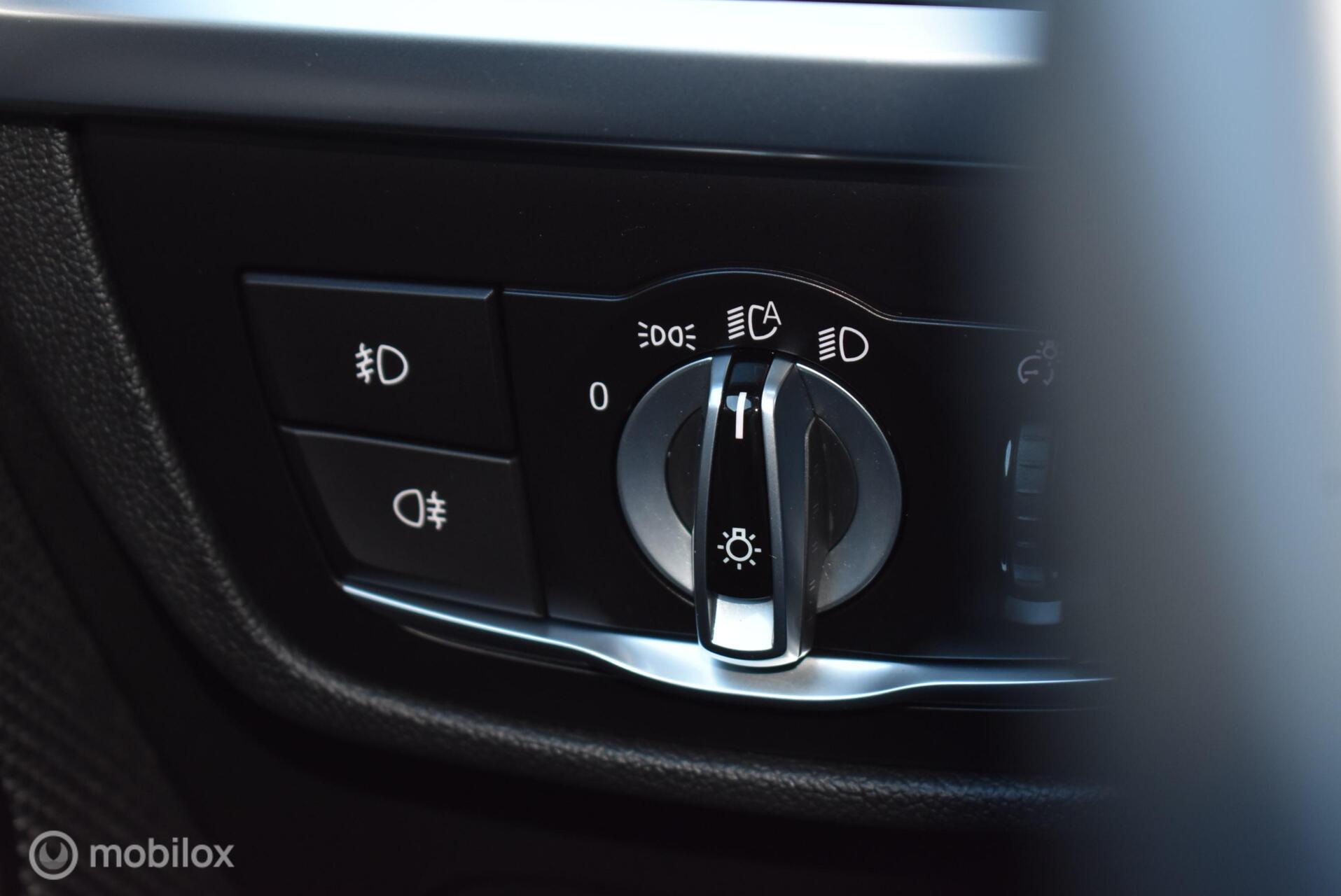 Foto van BMW X3 Xdrive30e