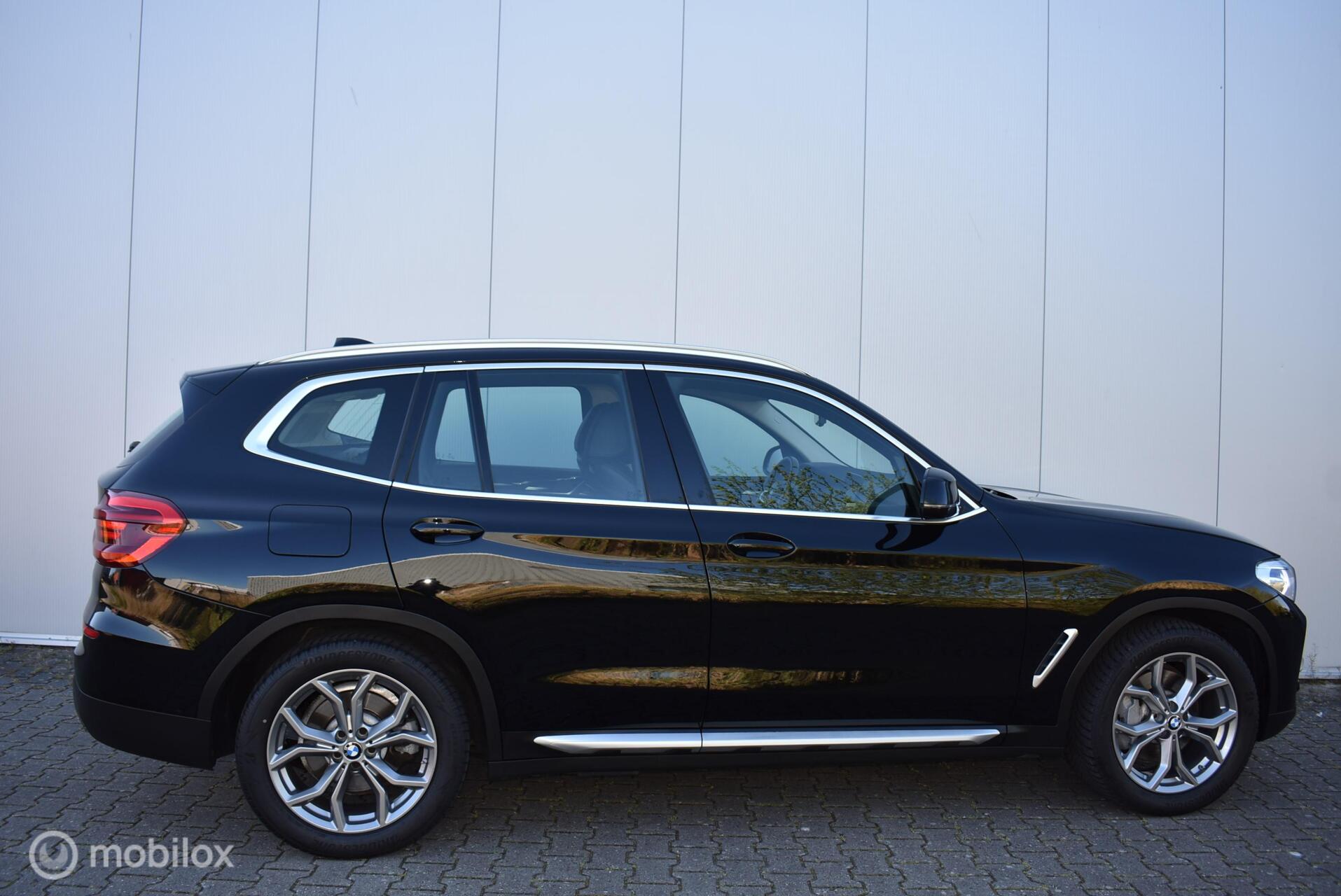 Foto van BMW X3 Xdrive30e