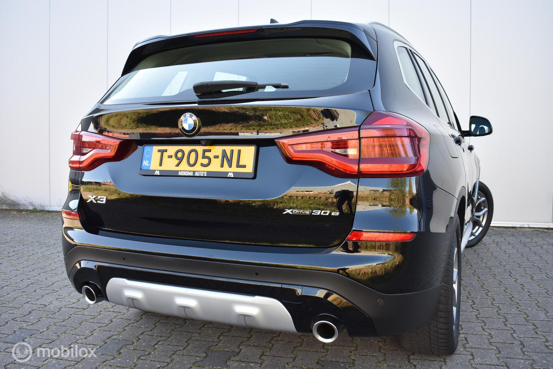 Foto van BMW X3 Xdrive30e