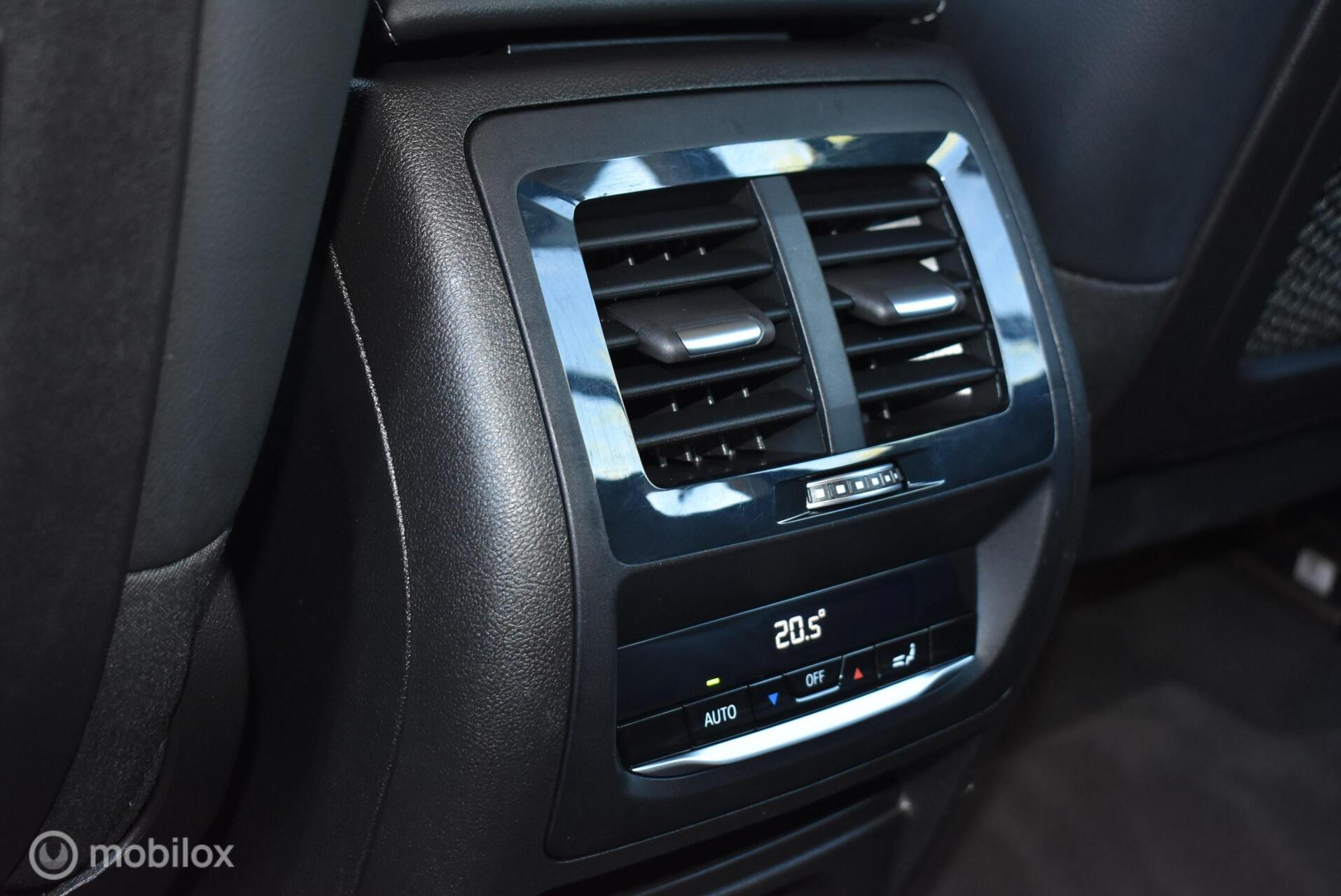 Foto van BMW X3 Xdrive30e