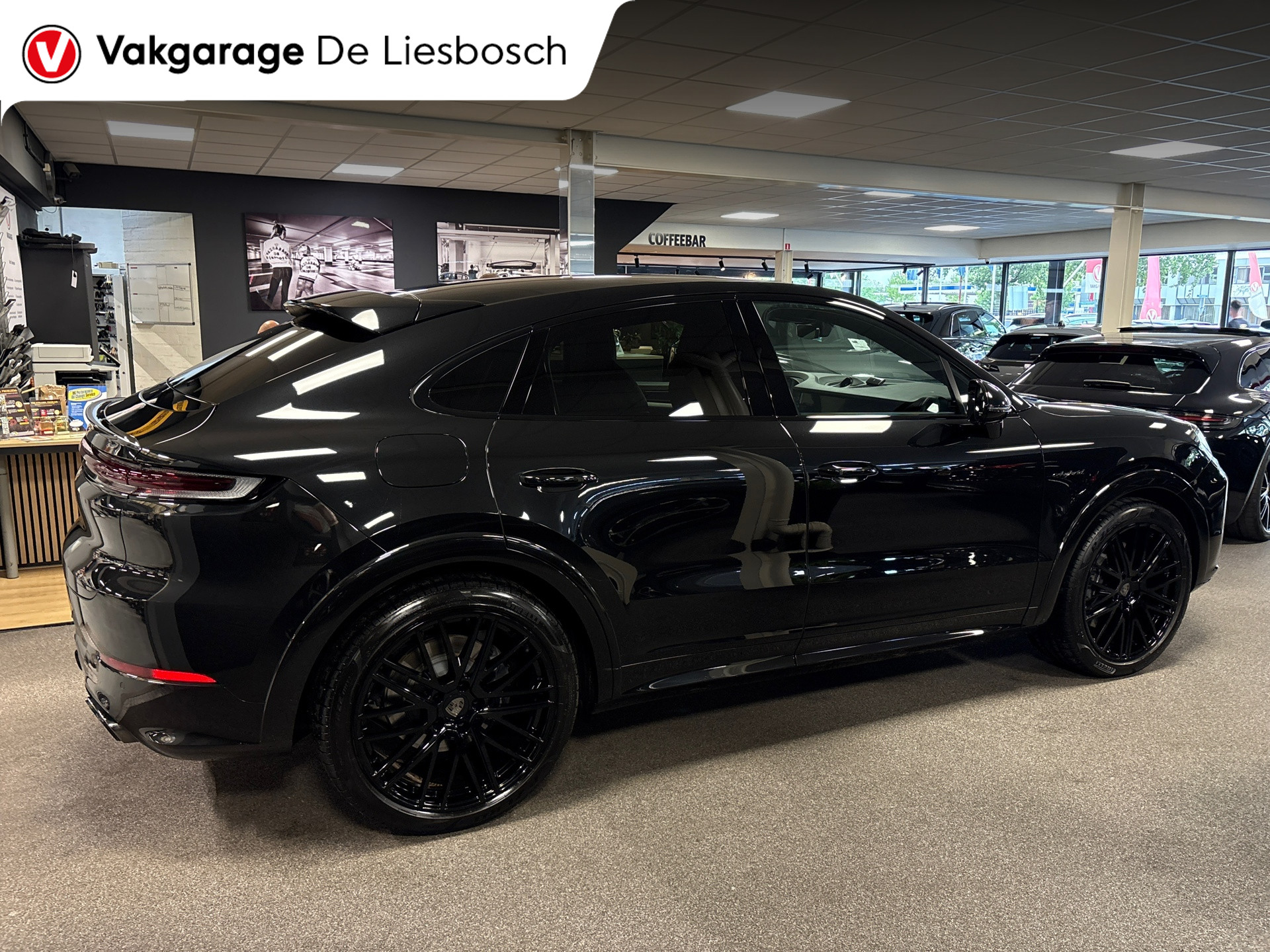 Foto van Porsche Cayenne E-hybrid