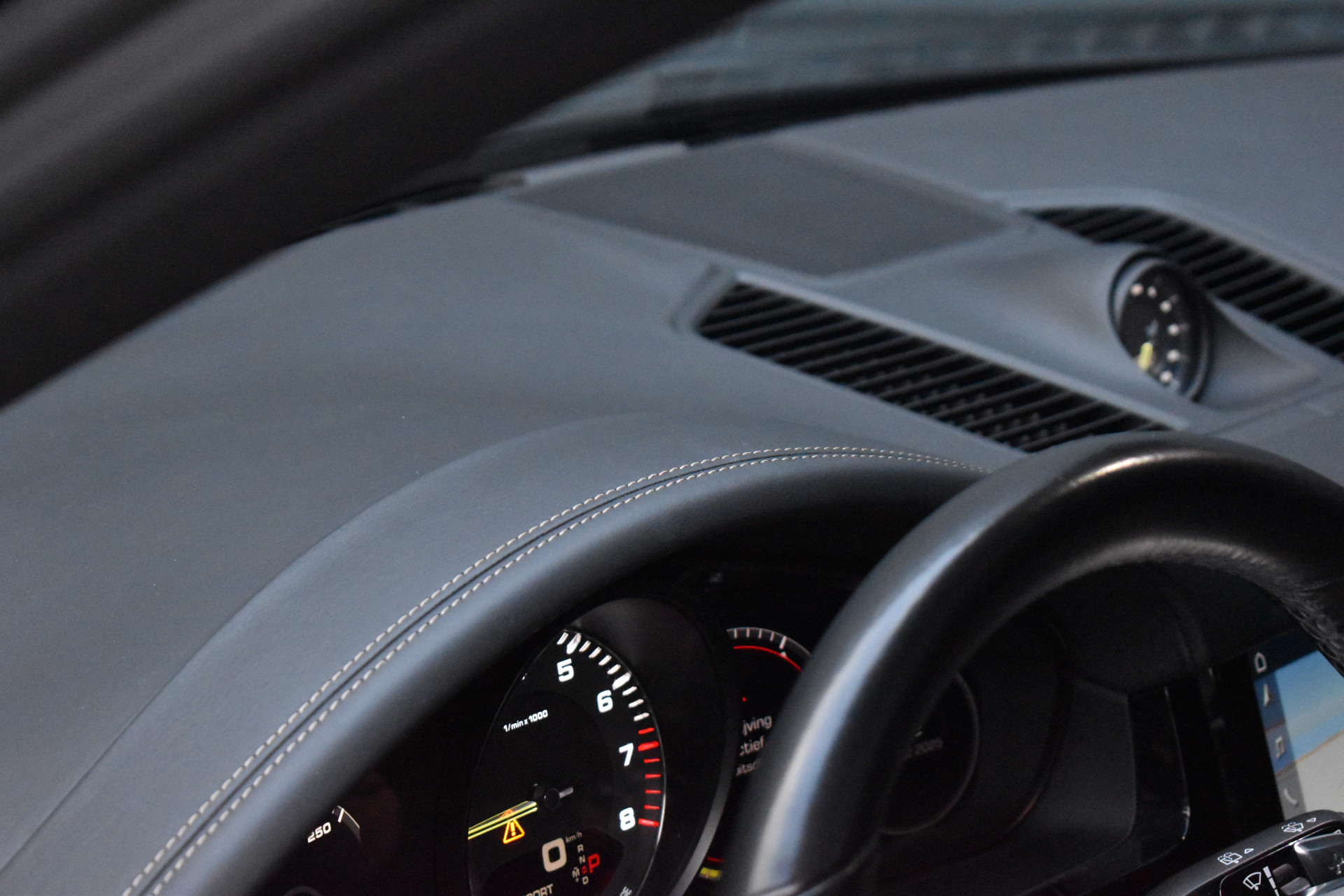 Foto van Porsche Cayenne E-hybrid