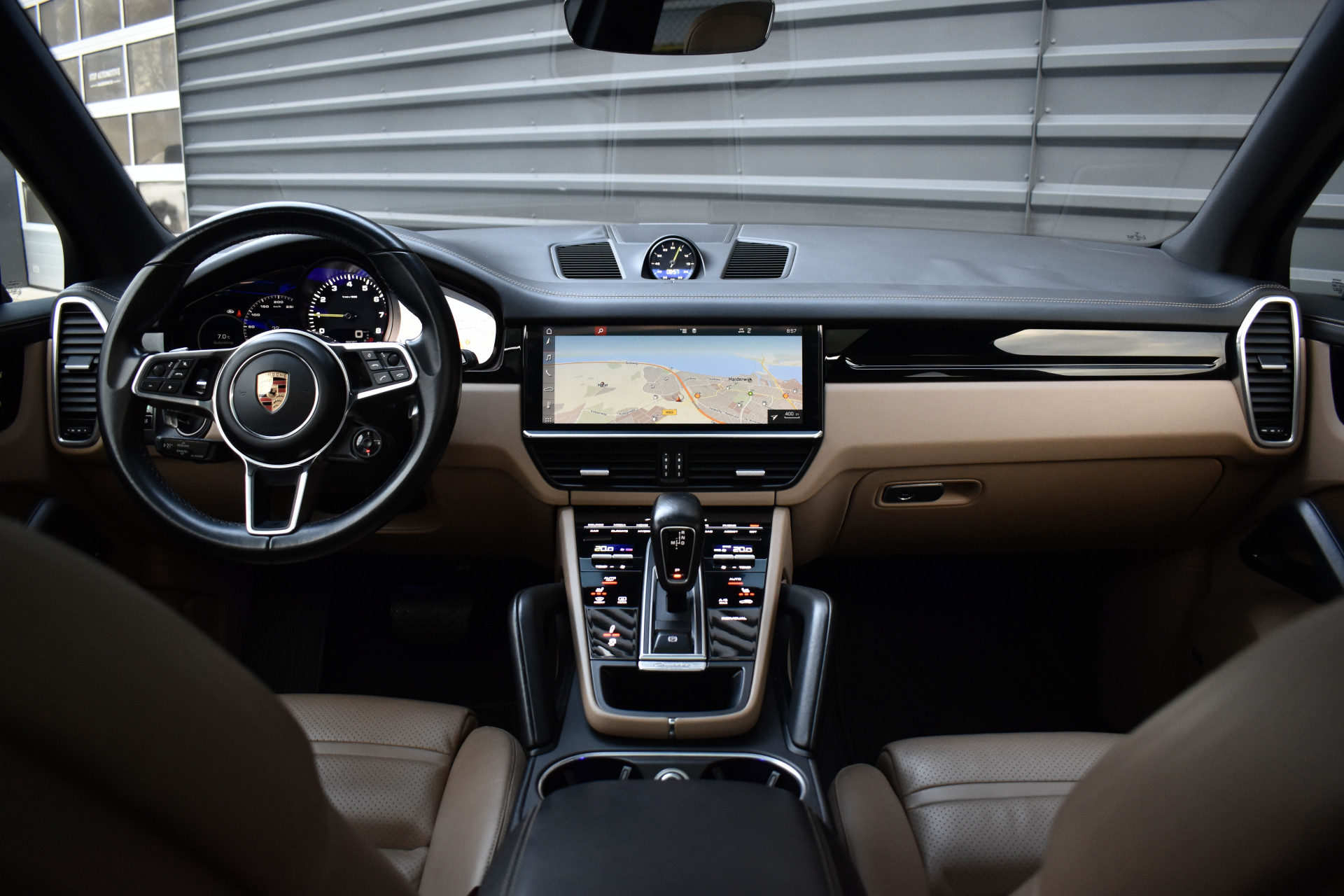 Foto van Porsche Cayenne E-hybrid