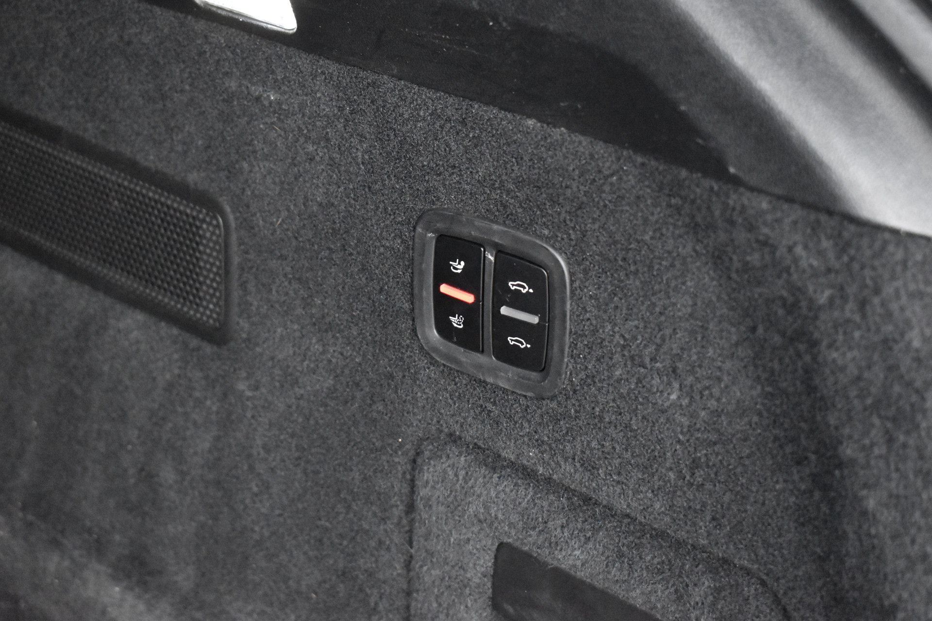 Foto van Porsche Cayenne E-hybrid