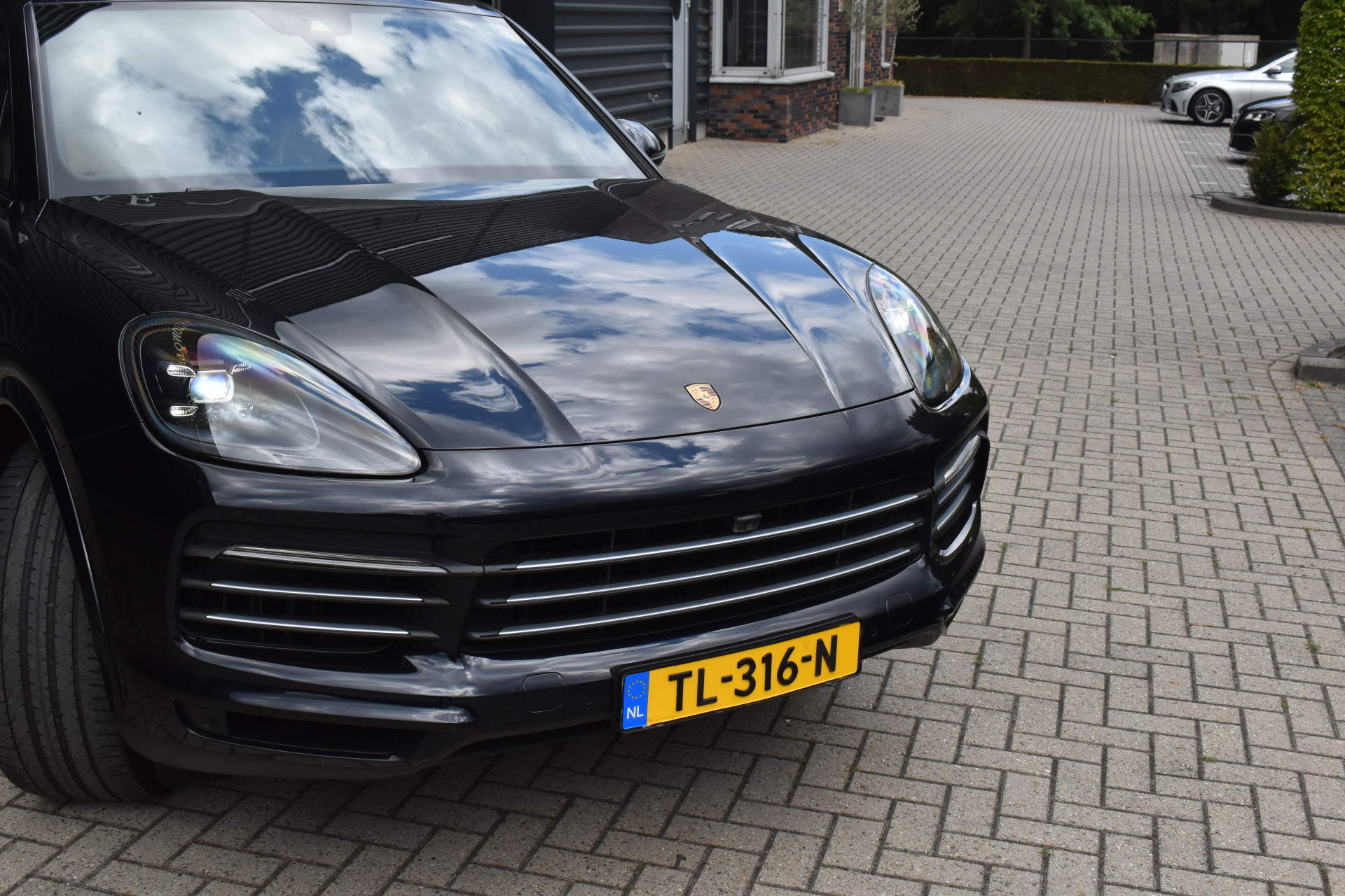 Foto van Porsche Cayenne E-hybrid