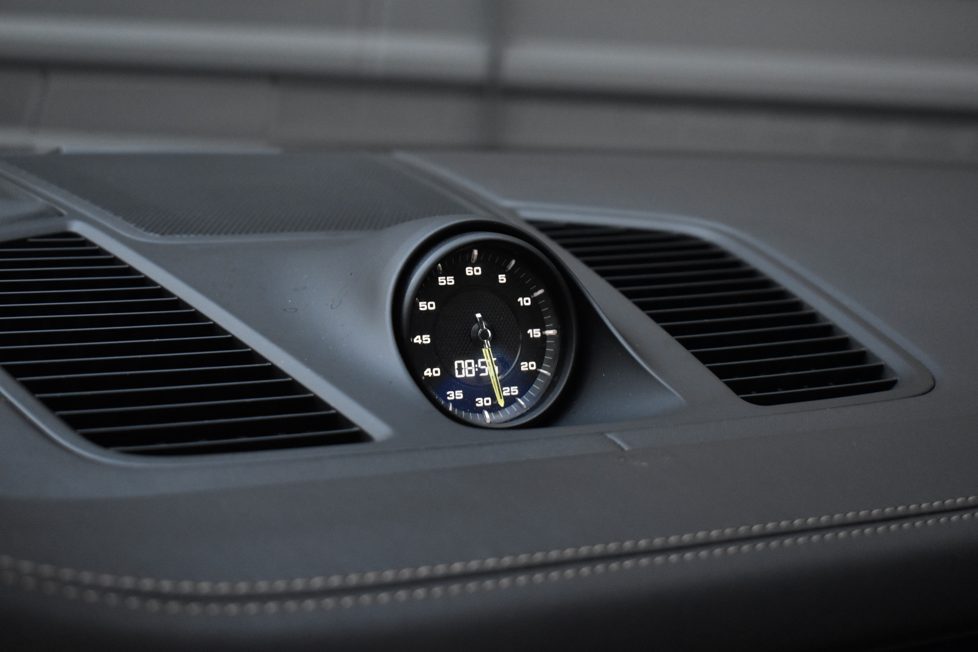 Foto van Porsche Cayenne E-hybrid