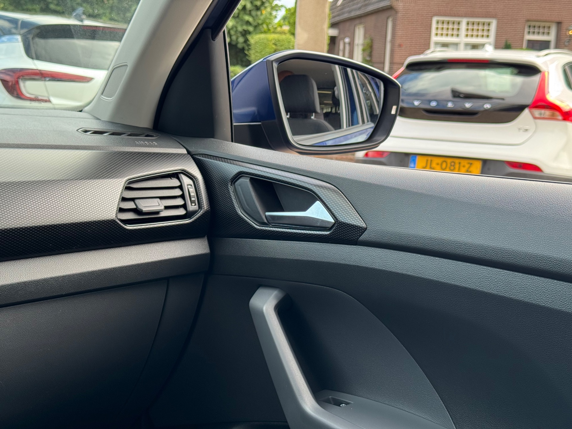 Foto van Volkswagen T-cross
