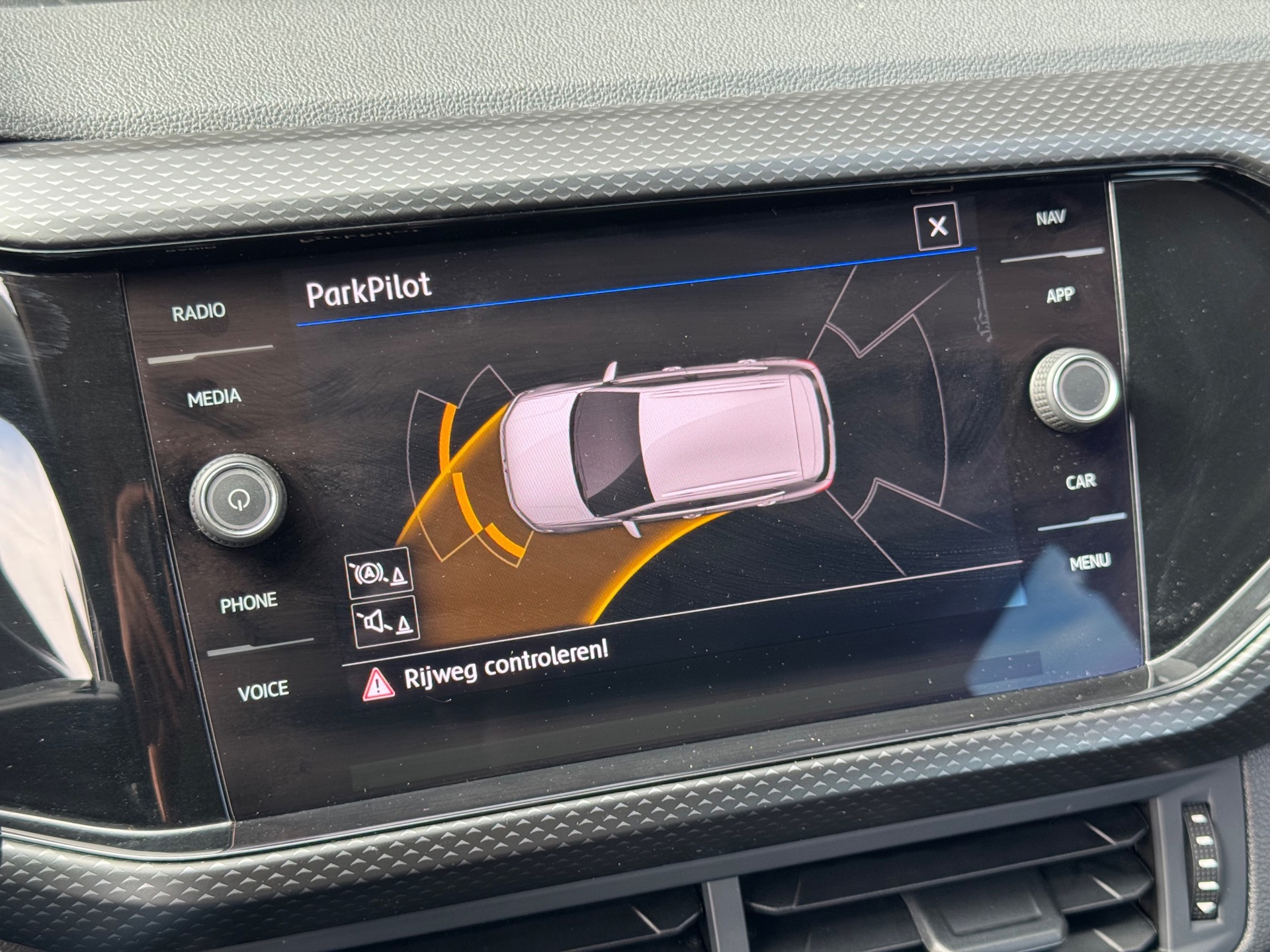 Foto van Volkswagen T-cross