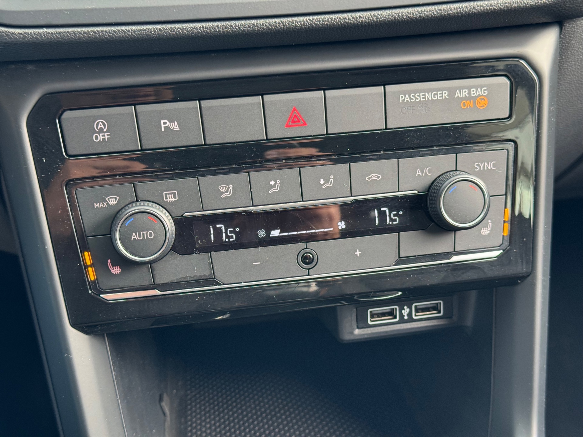 Foto van Volkswagen T-cross
