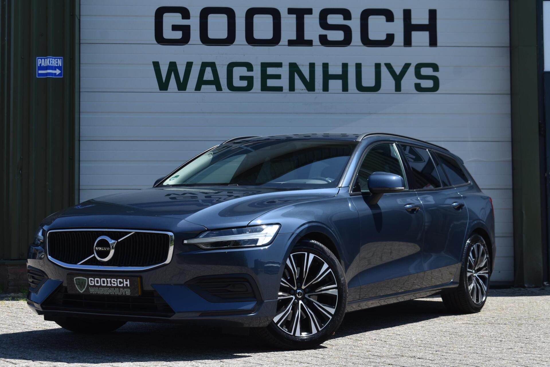 Volvo V60 2.0 T4 | Cruise Control | Carplay | Climate Control | 2019 - voorkant