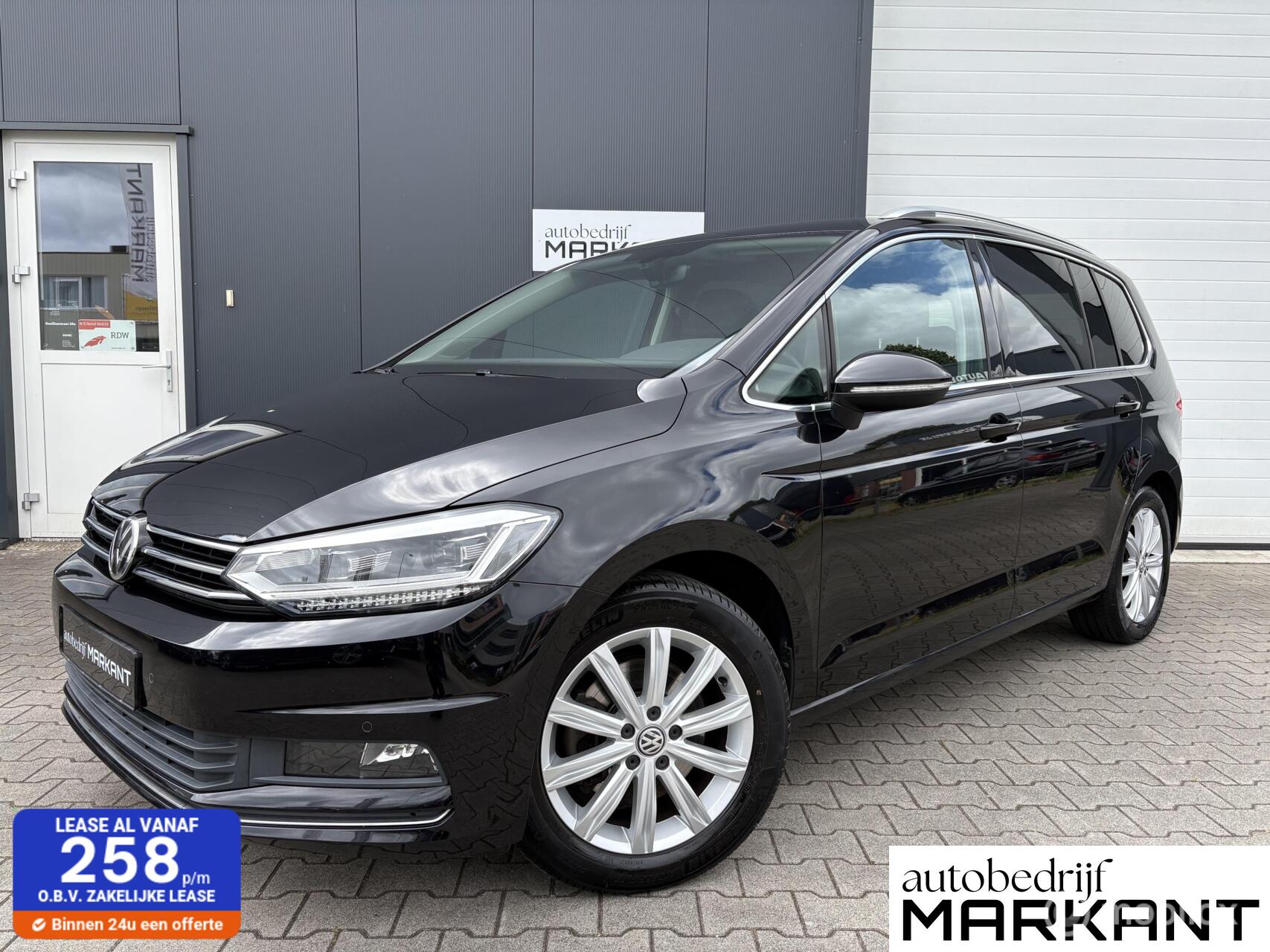 Volkswagen Touran 1.4 TSI Highline Edition-R 7-pers / Trekh. 2018 - voorkant