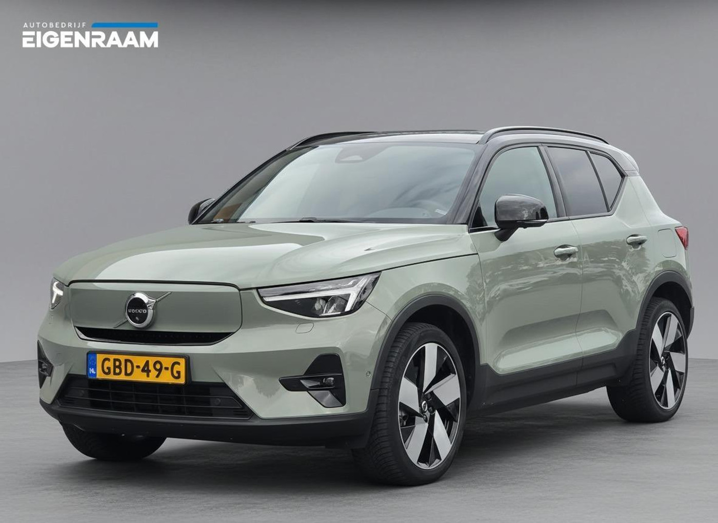 Volvo XC40 Recharge Ultimate 70kWh | Trekhaak | Pano | 360 Camera 2024 - voorkant