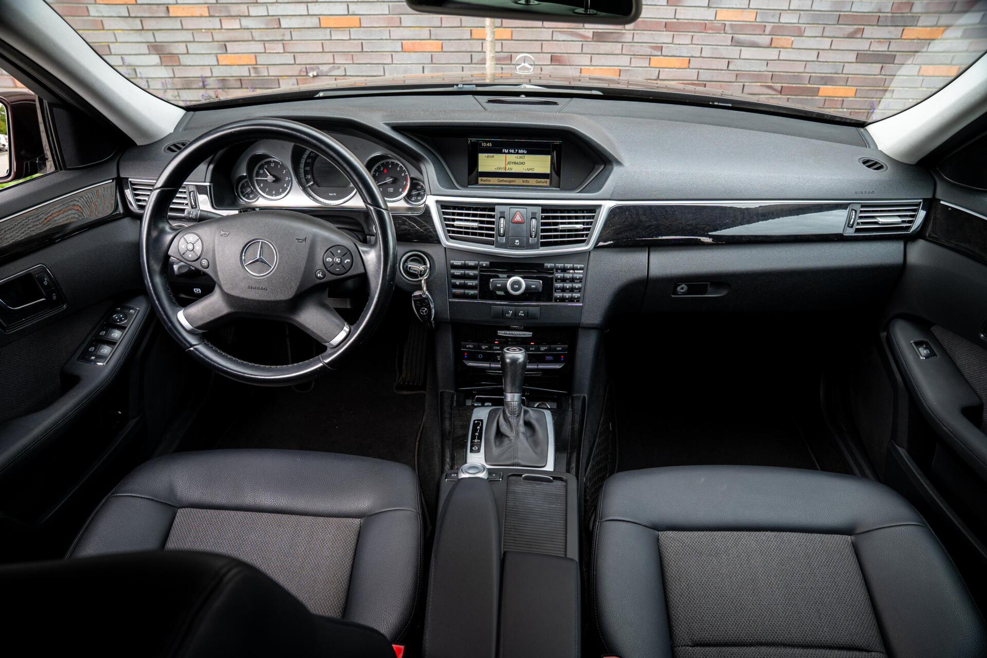 Foto van Mercedes-Benz E 200 Cgi