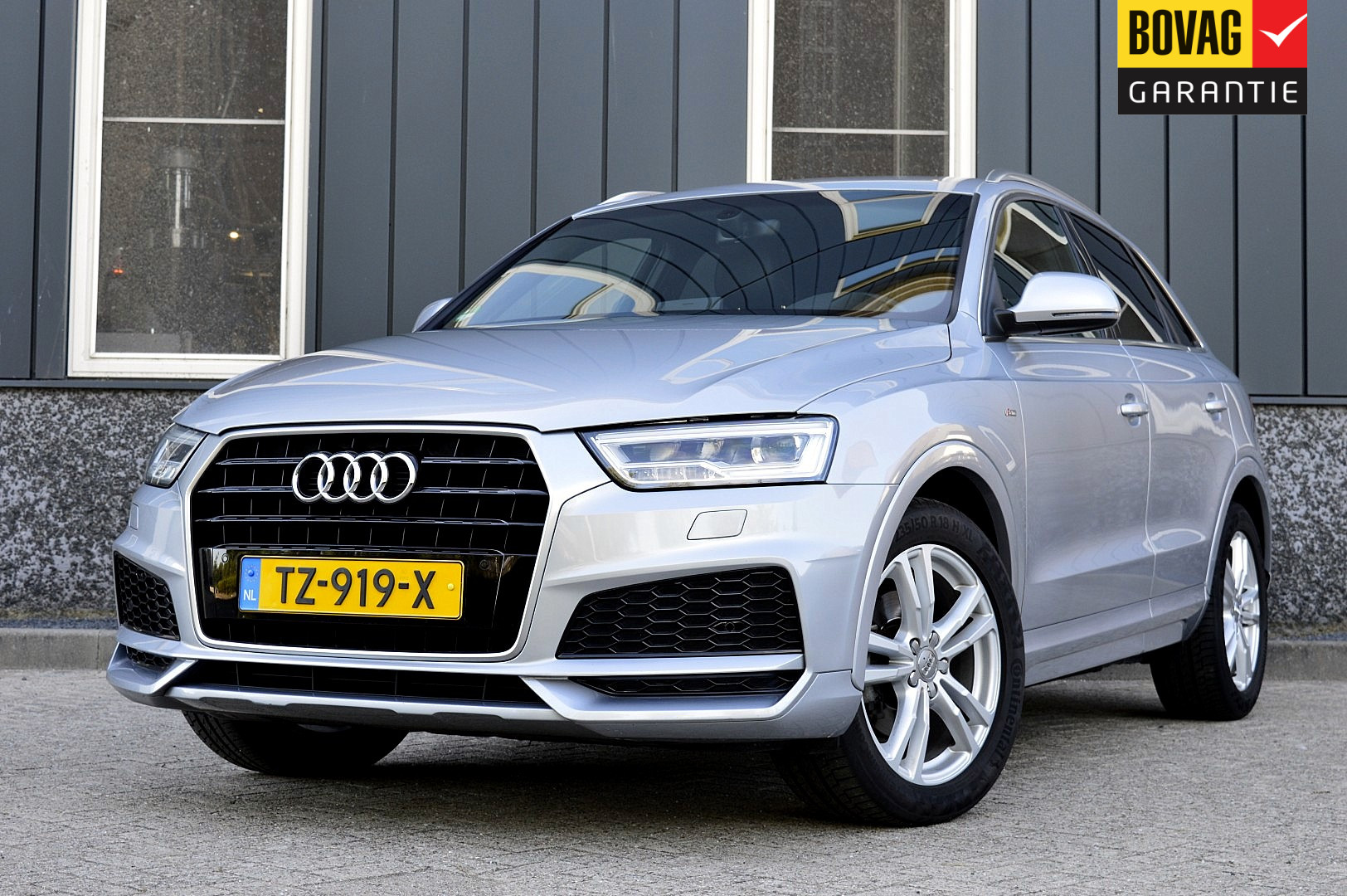 Audi Q3 1.4 TFSI CoD S-Line B+B Sport Advance Sport 2018 - voorkant