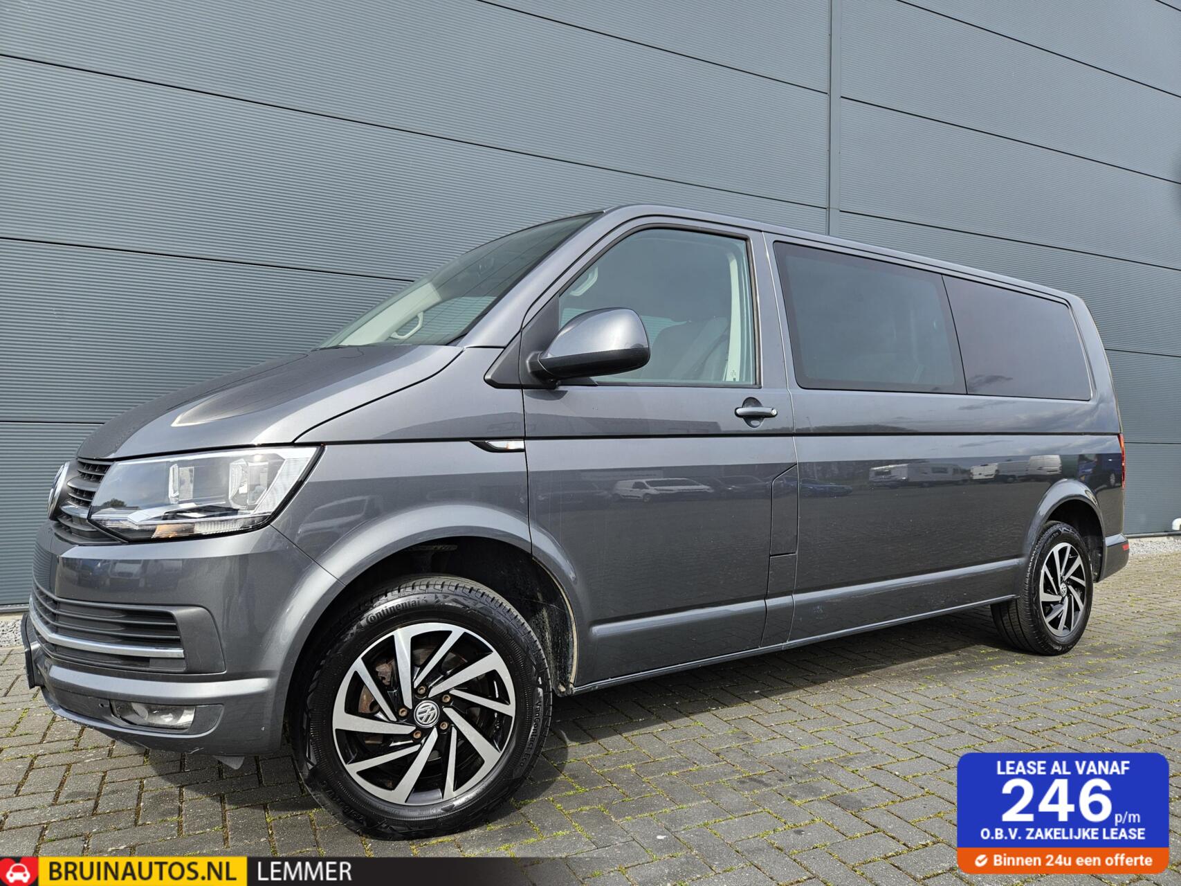 Volkswagen Transporter 2.0 TDI L2H1 DC Highline |Camera |PDC 2018 - voorkant