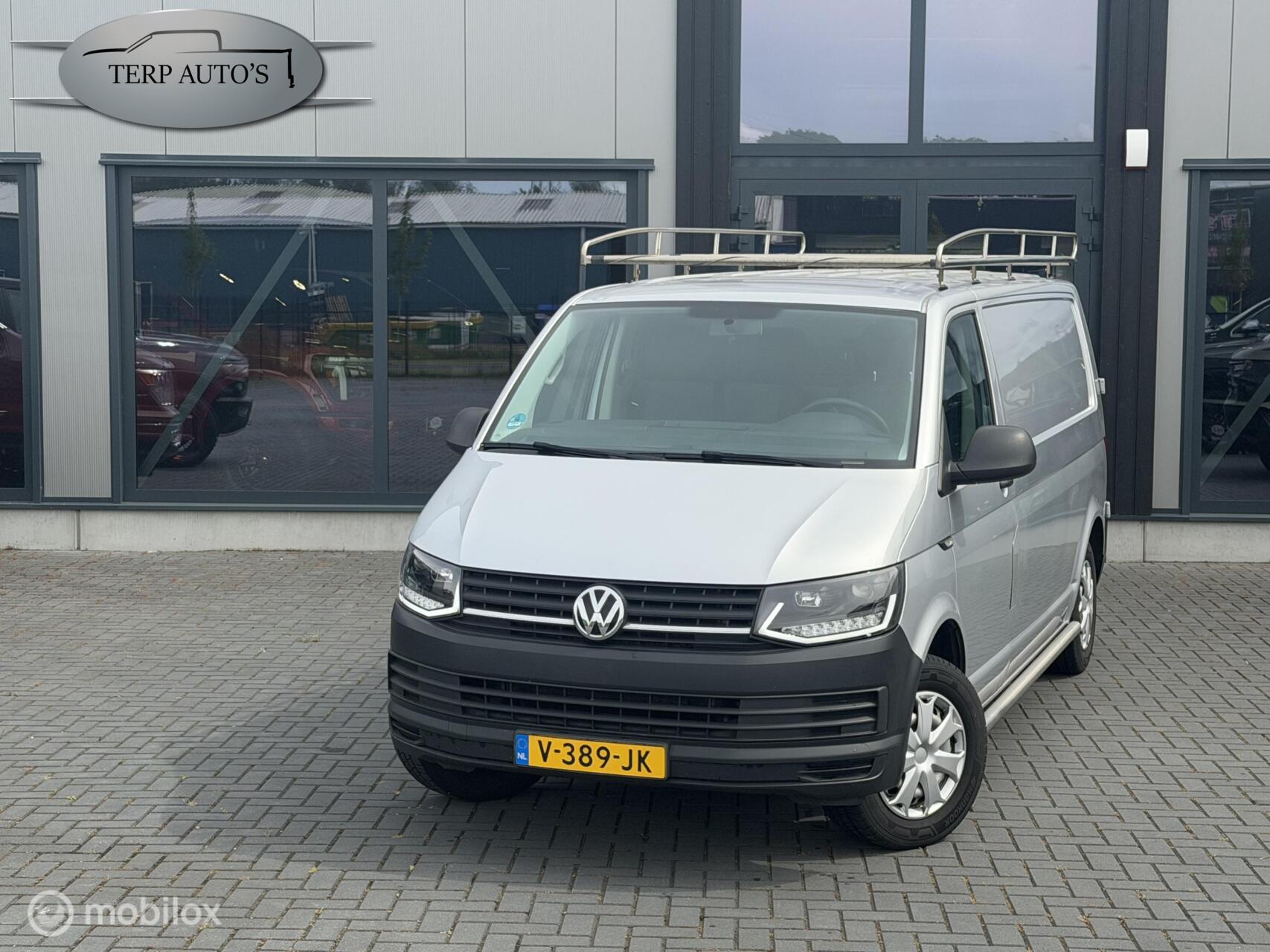Volkswagen Transporter 2.0 TDI L2H1 140pk 2017 2017 - voorkant
