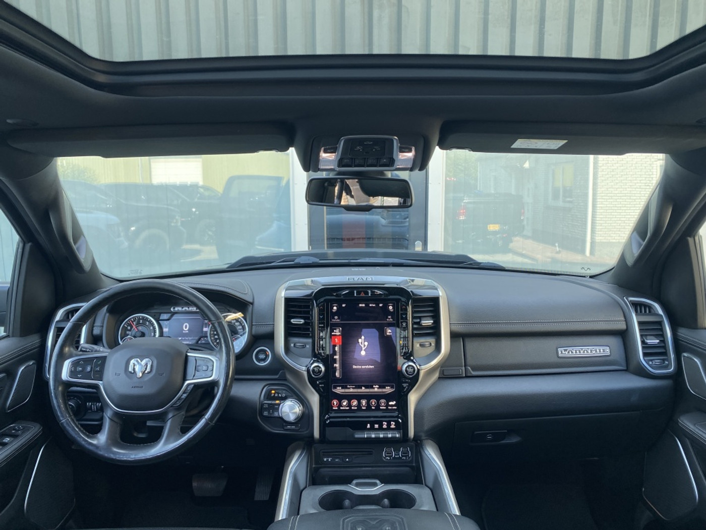 Foto van Dodge Ram 1500 Laramie