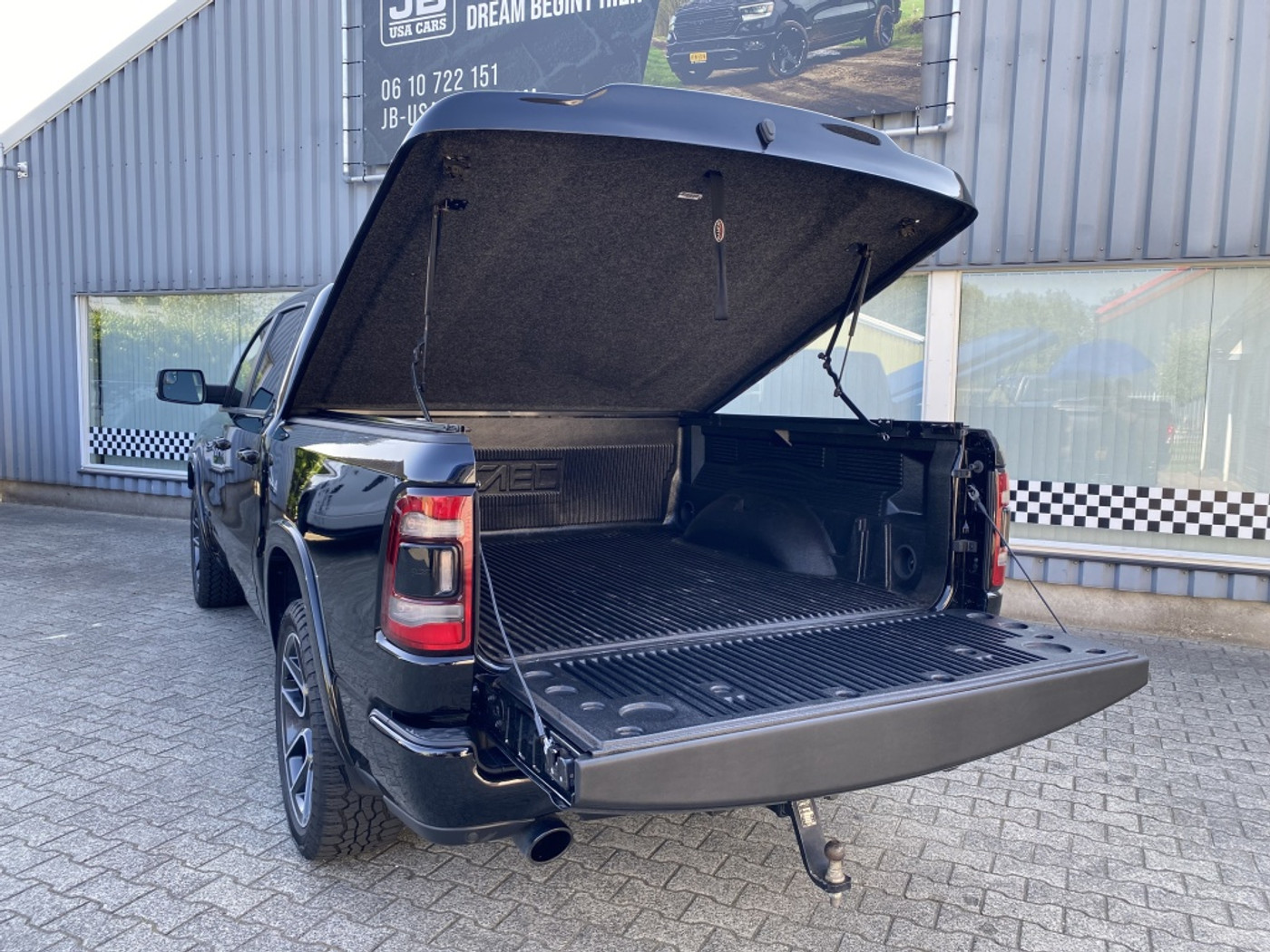 Foto van Dodge Ram 1500 Laramie