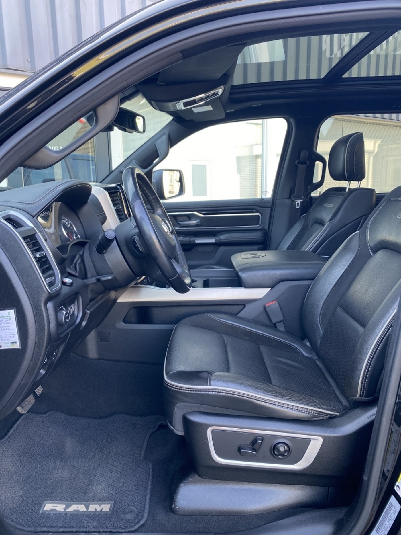 Foto van Dodge Ram 1500 Laramie