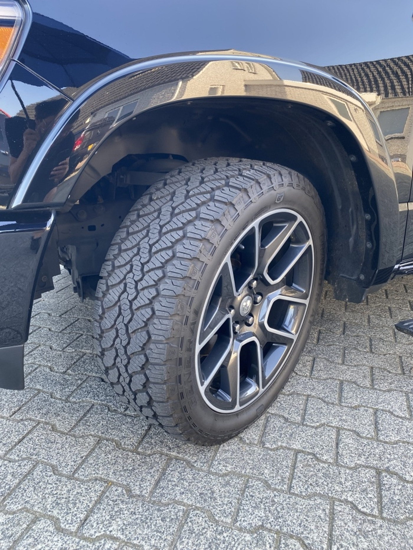 Foto van Dodge Ram 1500 Laramie