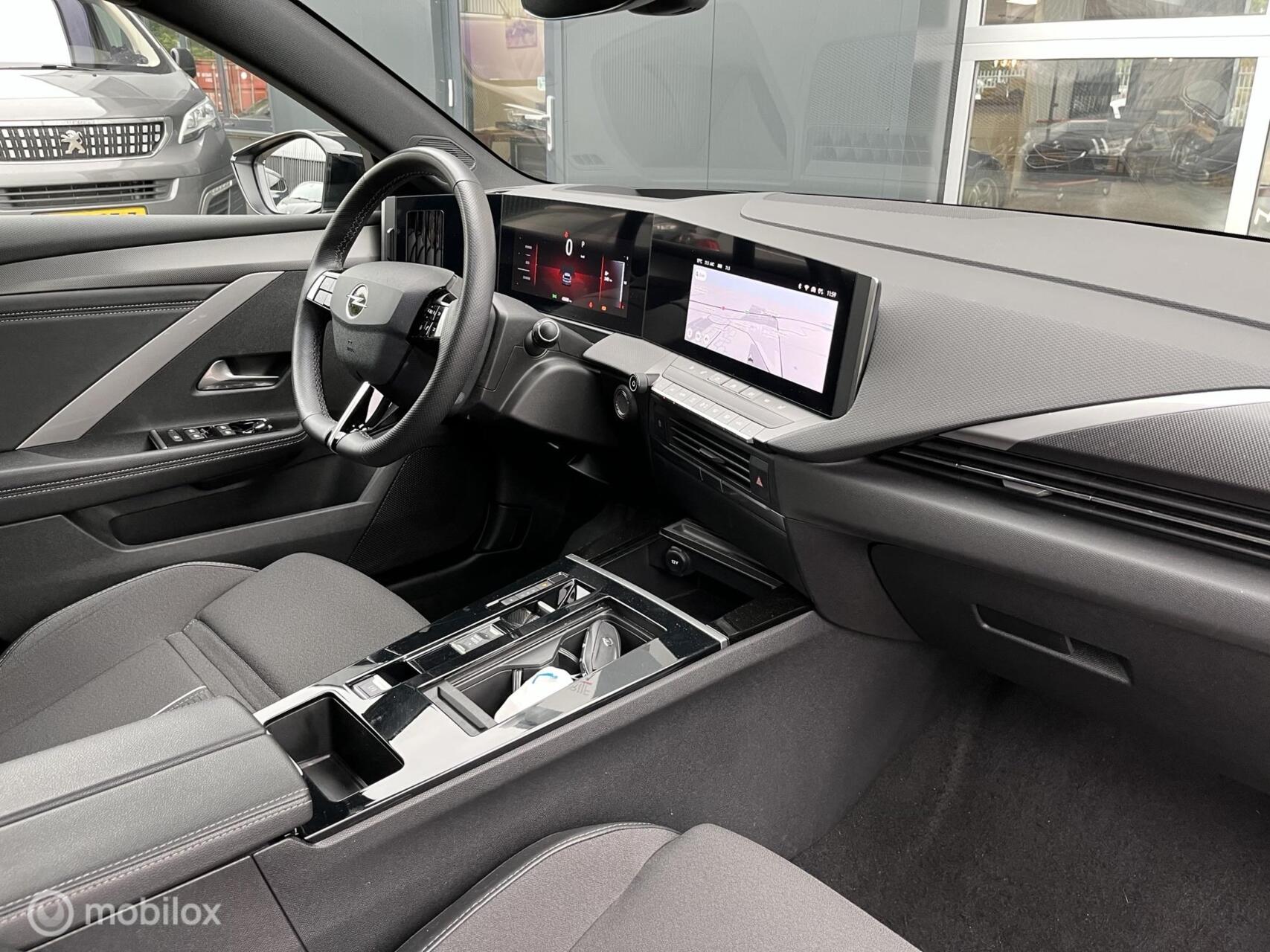 Foto van Opel Astra Sports Tourer