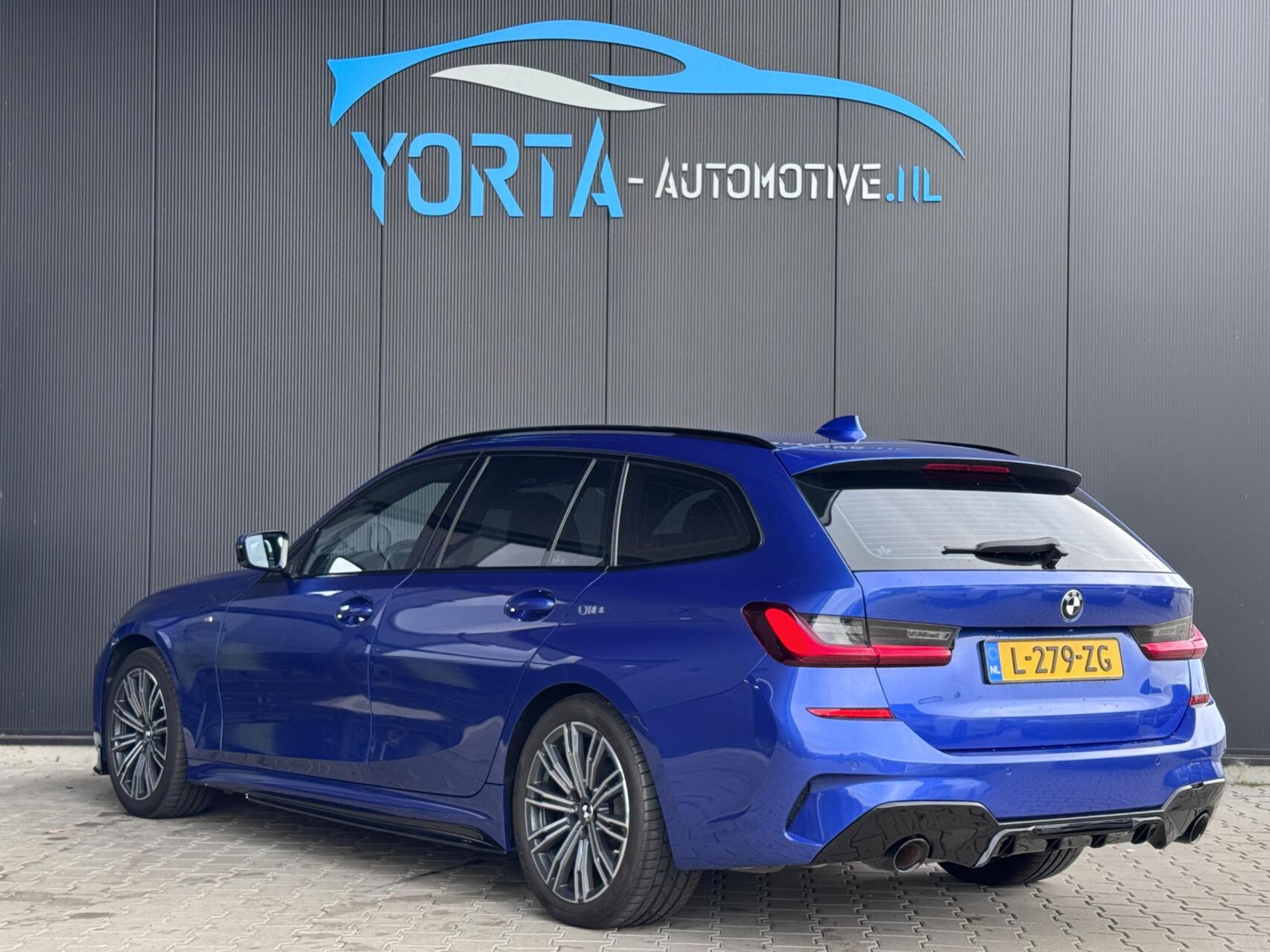 Foto van BMW 320i