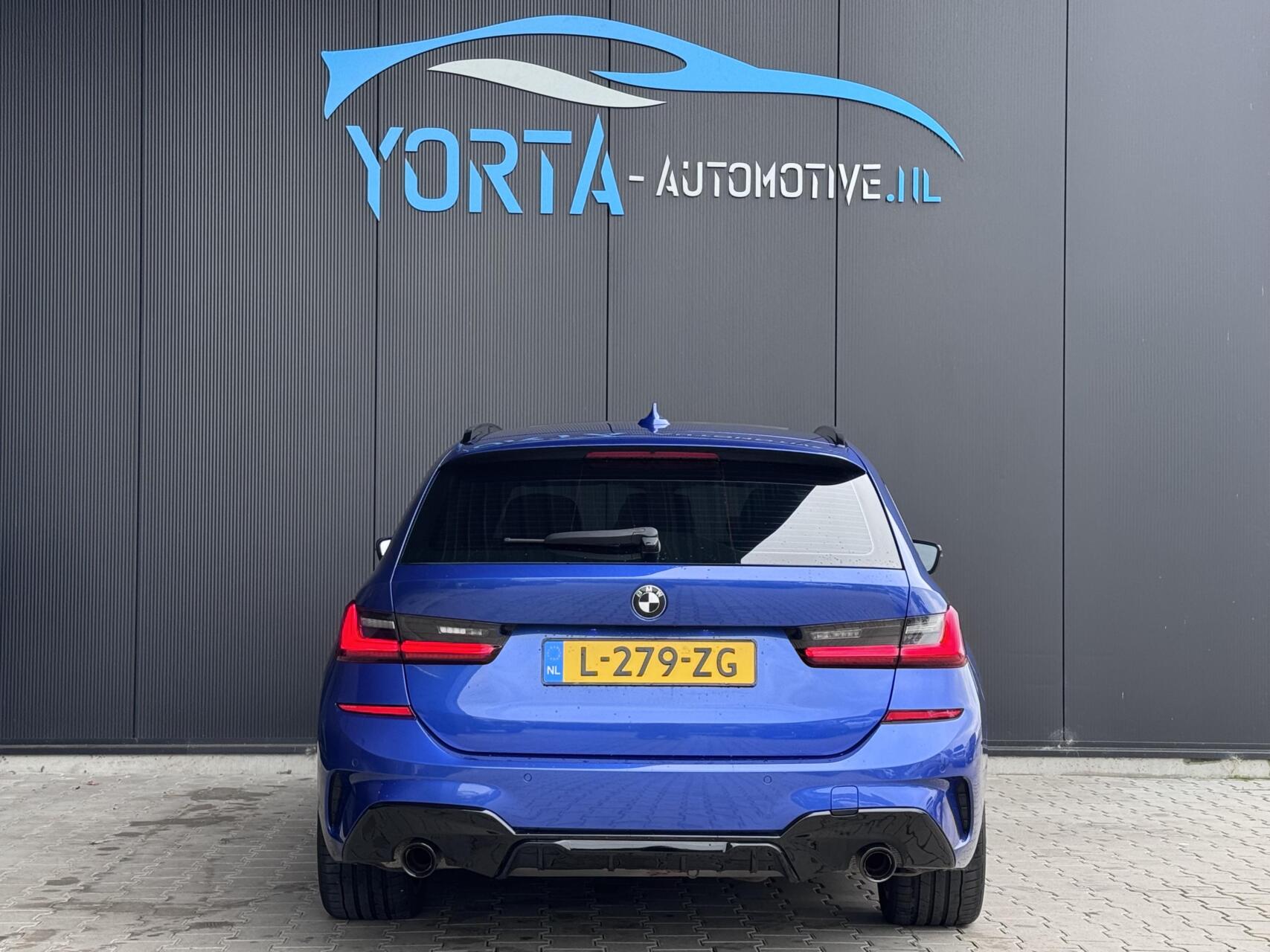 Foto van BMW 320i