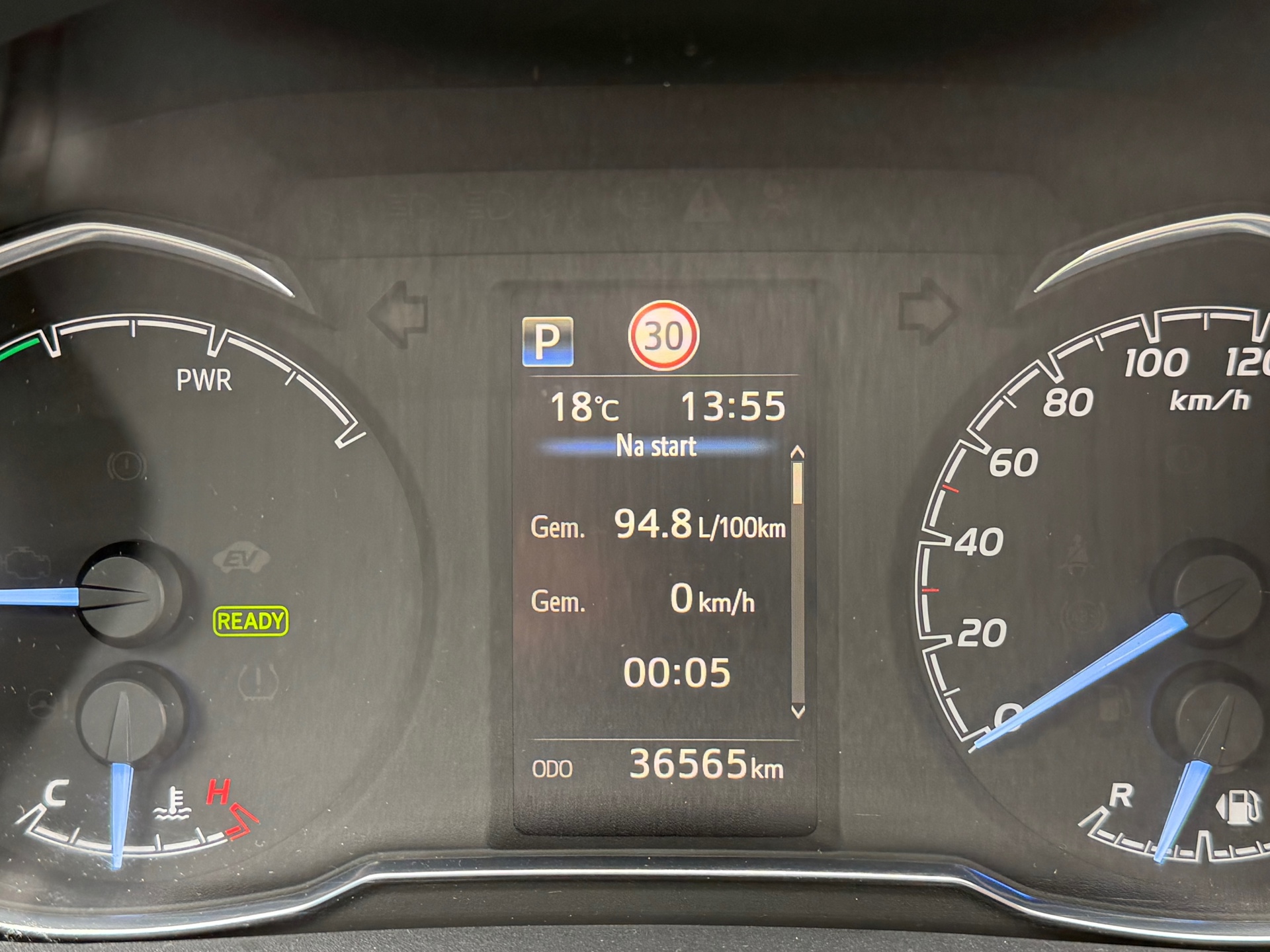 Foto van Toyota Toyota Yaris Hybrid