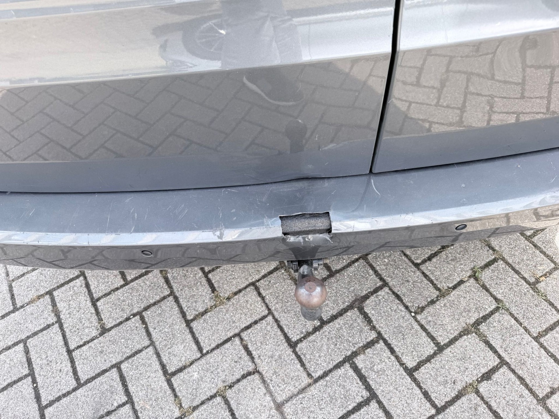 Foto van Volkswagen Caddy Modified Partition Wall