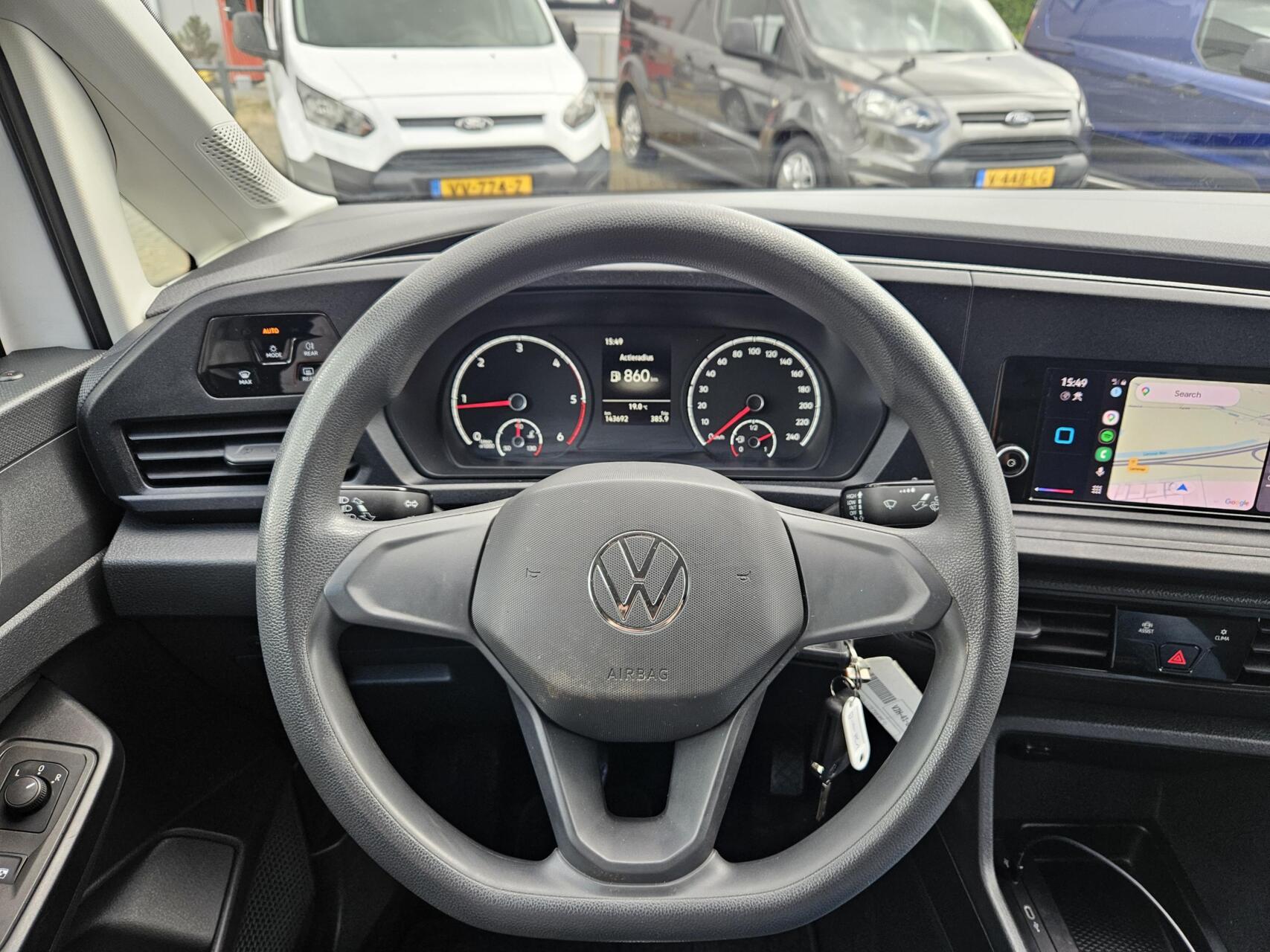 Foto van Volkswagen Caddy Modified Partition Wall