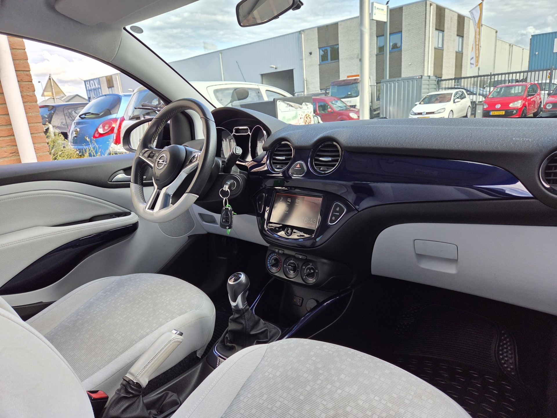 Foto van Opel Adam