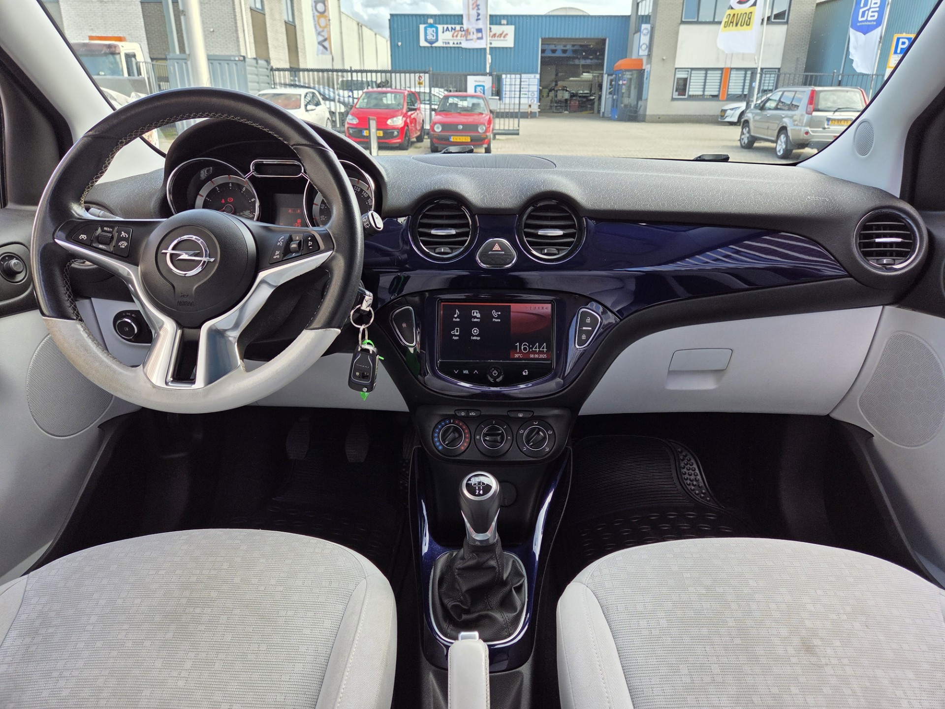 Foto van Opel Adam