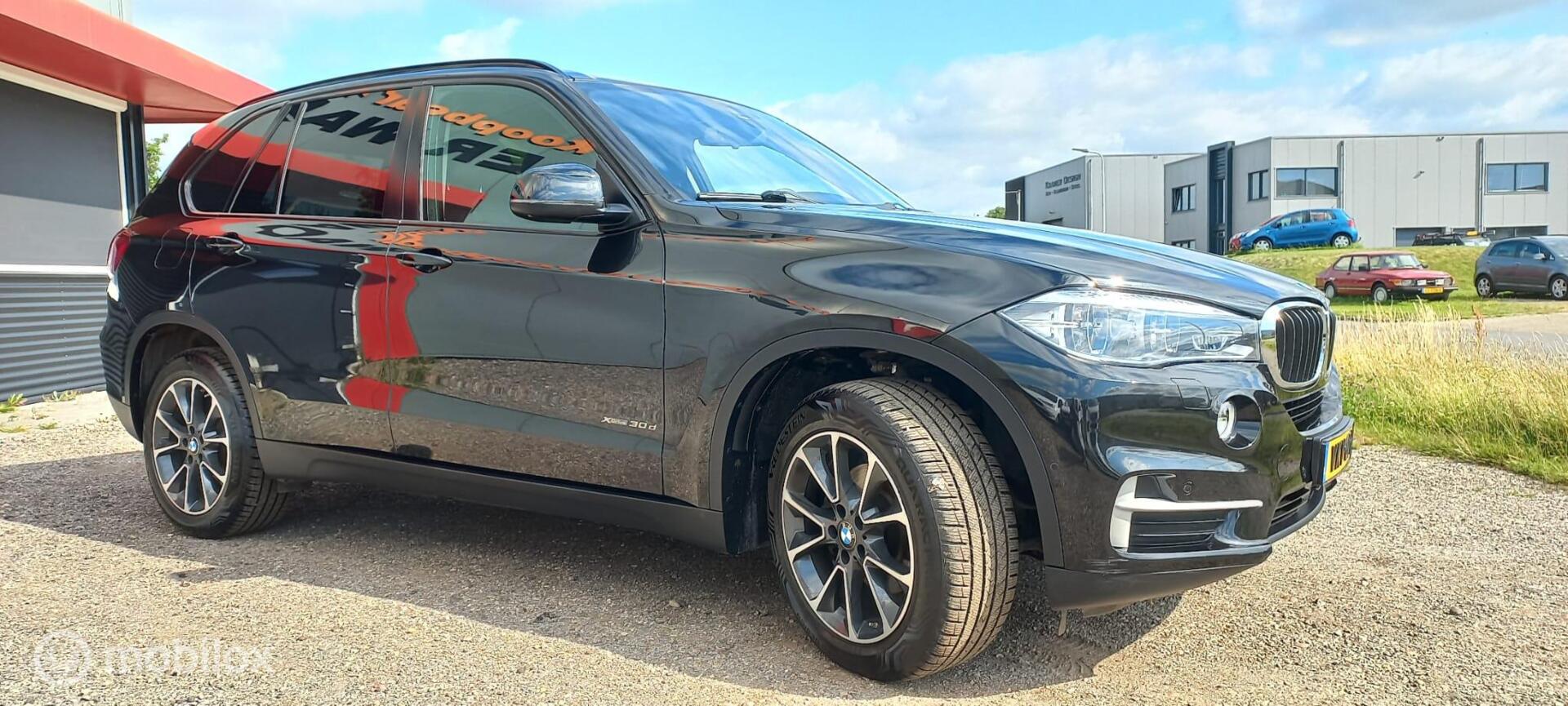 Foto van BMW X5 Xdrive30d