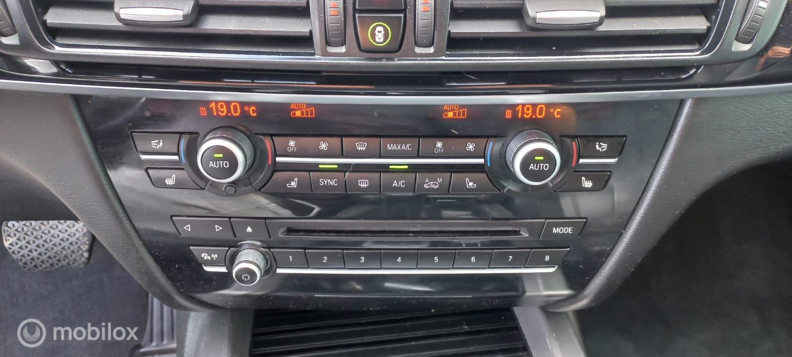 Foto van BMW X5 Xdrive30d