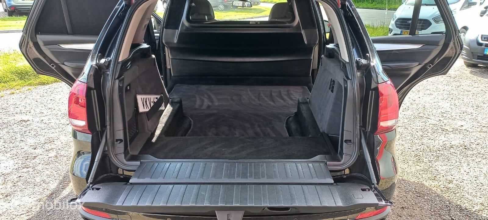 Foto van BMW X5 Xdrive30d