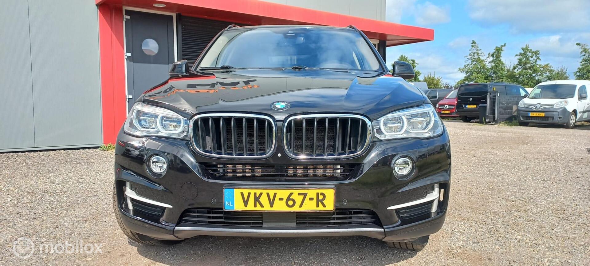 Foto van BMW X5 Xdrive30d