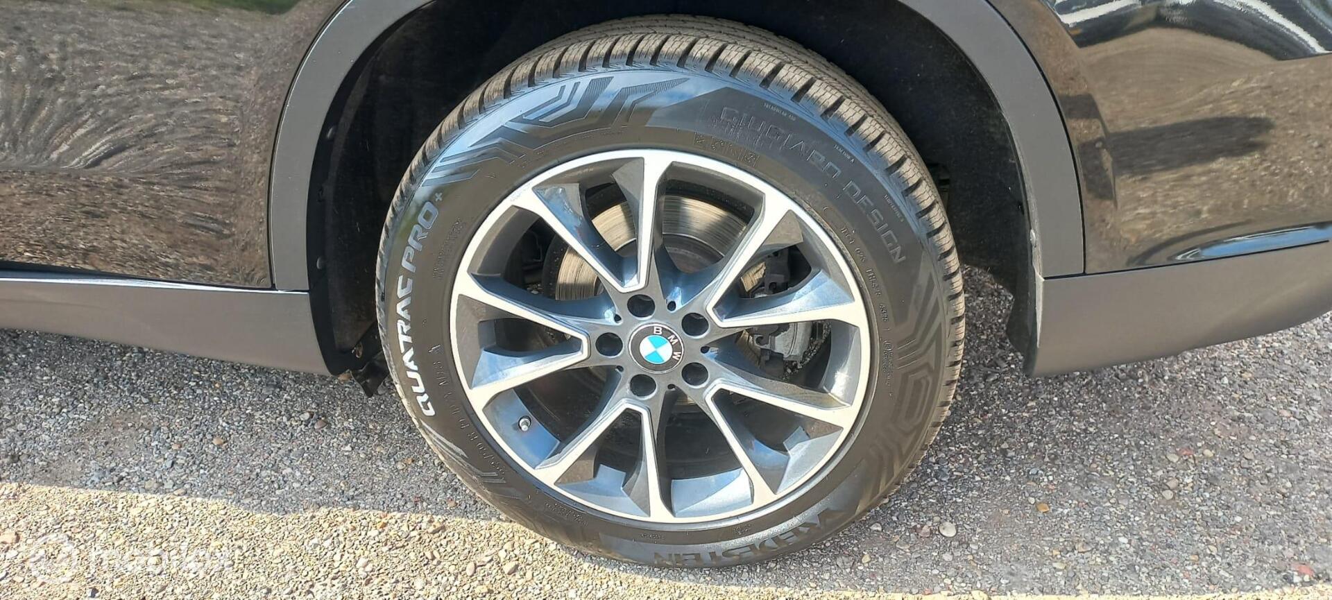 Foto van BMW X5 Xdrive30d