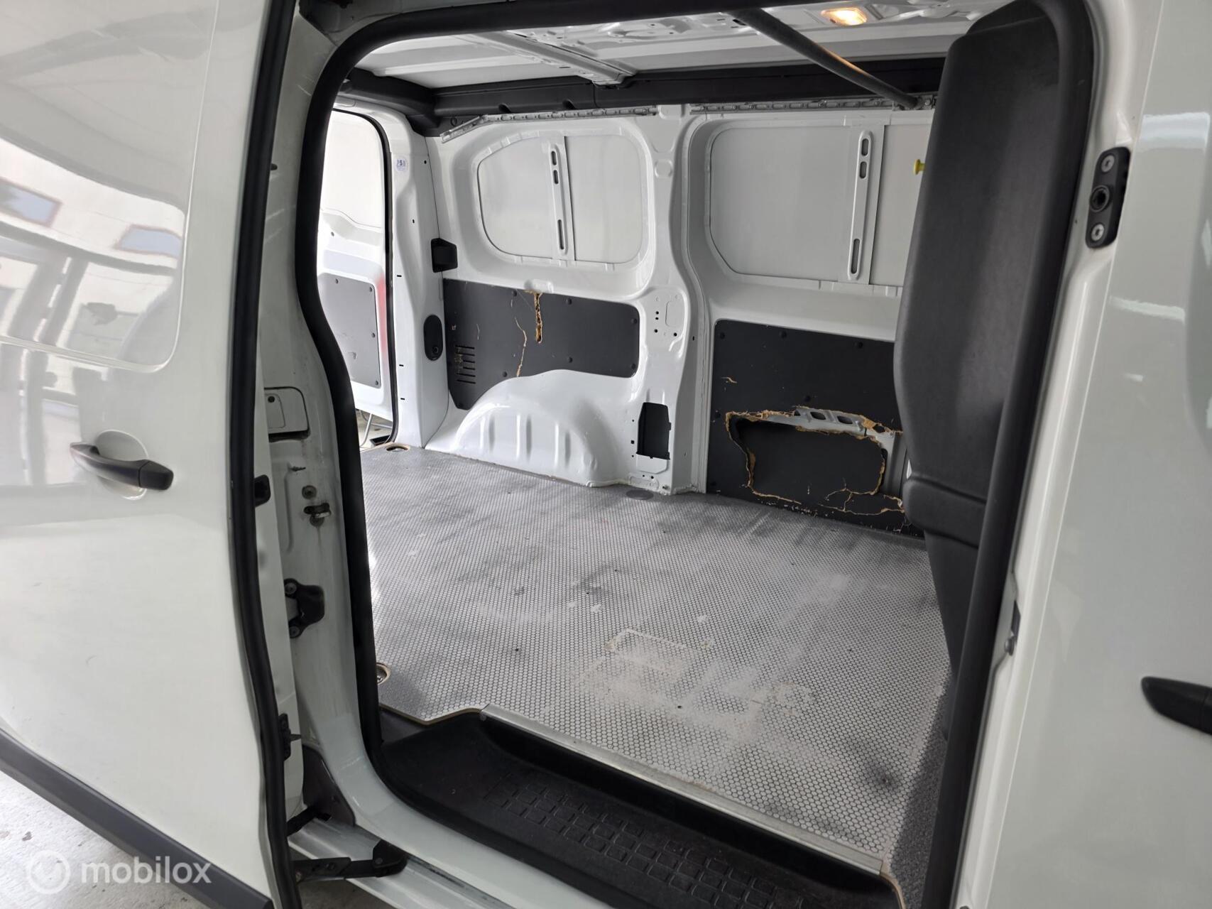 Foto van Opel Vivaro